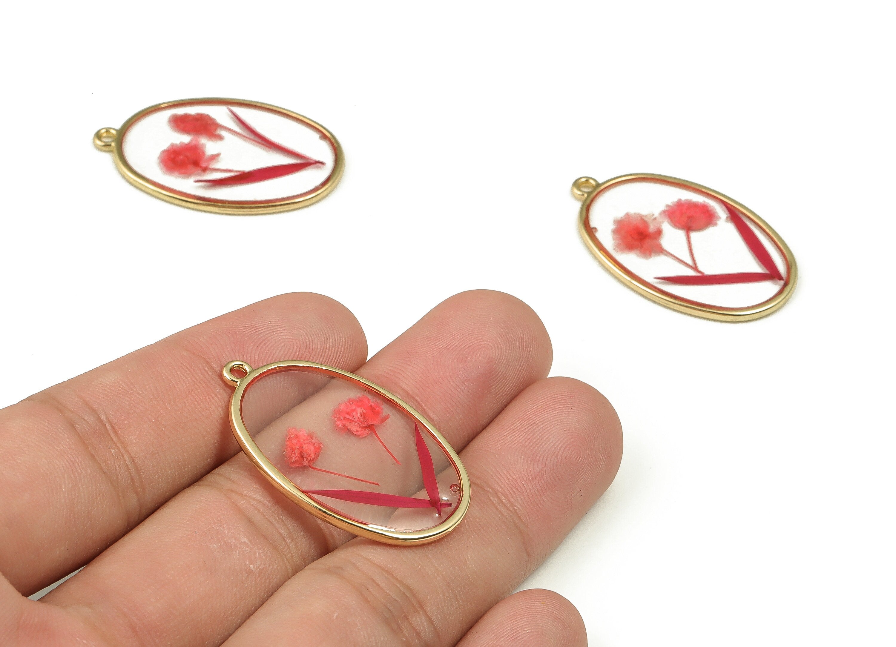 Epoxy Resin Oval Real Flower Earring Charms - Epoxy Resin Babysbreath&Red Leaves Pendant - Gold Tone Plated Alloy - 34.8x22.1x1.9mm - ZZ1842 - DOMEDBAZAAR