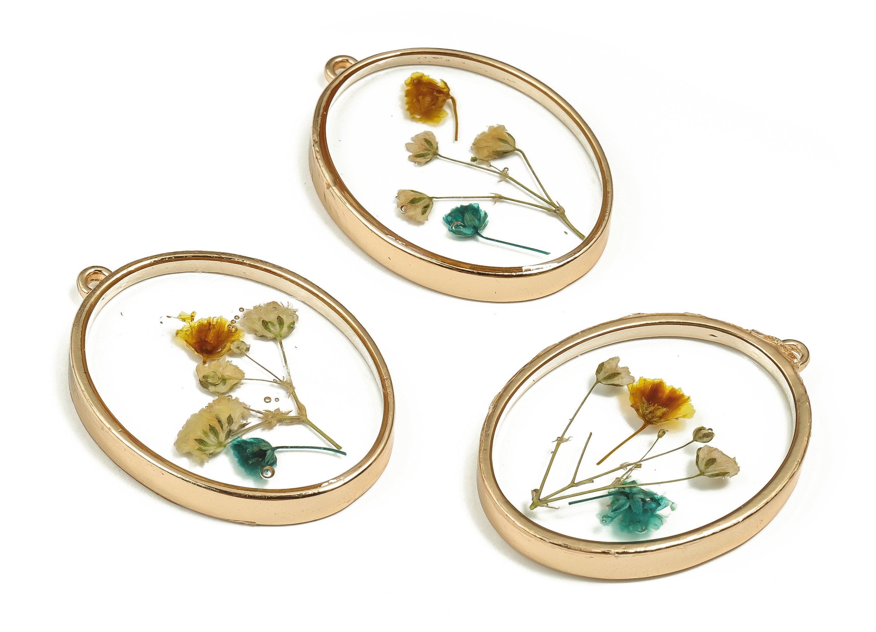 Epoxy Resin Oval Real Flower Earring Charms - Epoxy Resin Baby&#39;s-Breath Pendant - Gold Tone Plated Alloy - 41.12x30.33x4.79mm - ZZ1929 - DOMEDBAZAAR