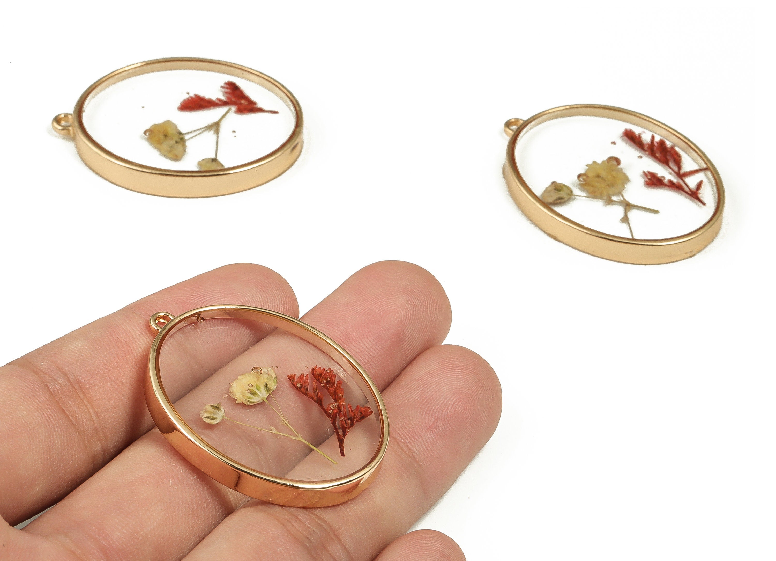 Epoxy Resin Oval Real Flower Earring Charms - Epoxy Resin Baby&#39;s-Breath&Seaweed Pendant - Gold Tone Plated Alloy - 41.15x29.98x4.7 - ZZ1931 - DOMEDBAZAAR