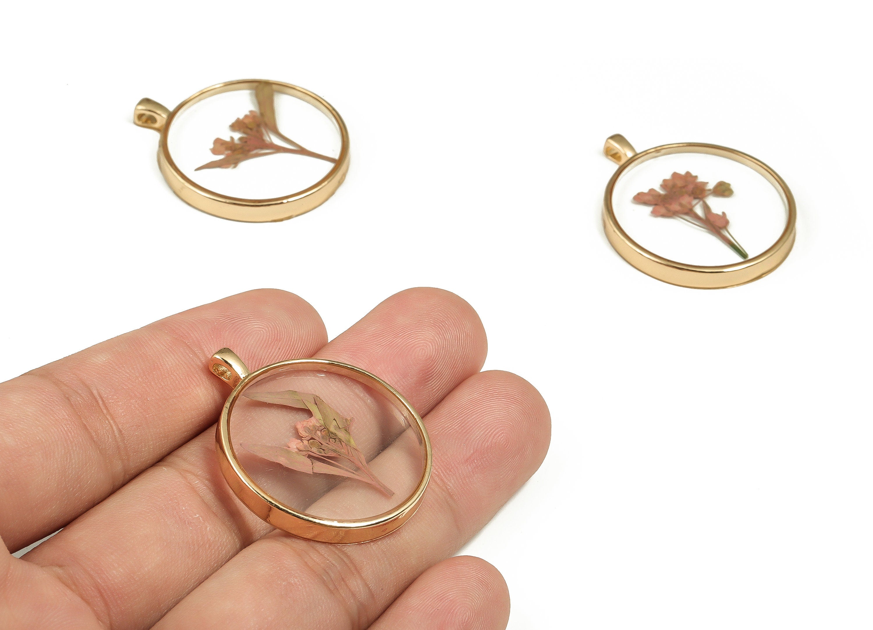 Epoxy Resin Round Real Flower Earring Charms - Epoxy Resin Sweet Alyssum Pendant - Gold Tone Plated Alloy - 34.83x29.03x3.64mm - ZZ1895 - DOMEDBAZAAR