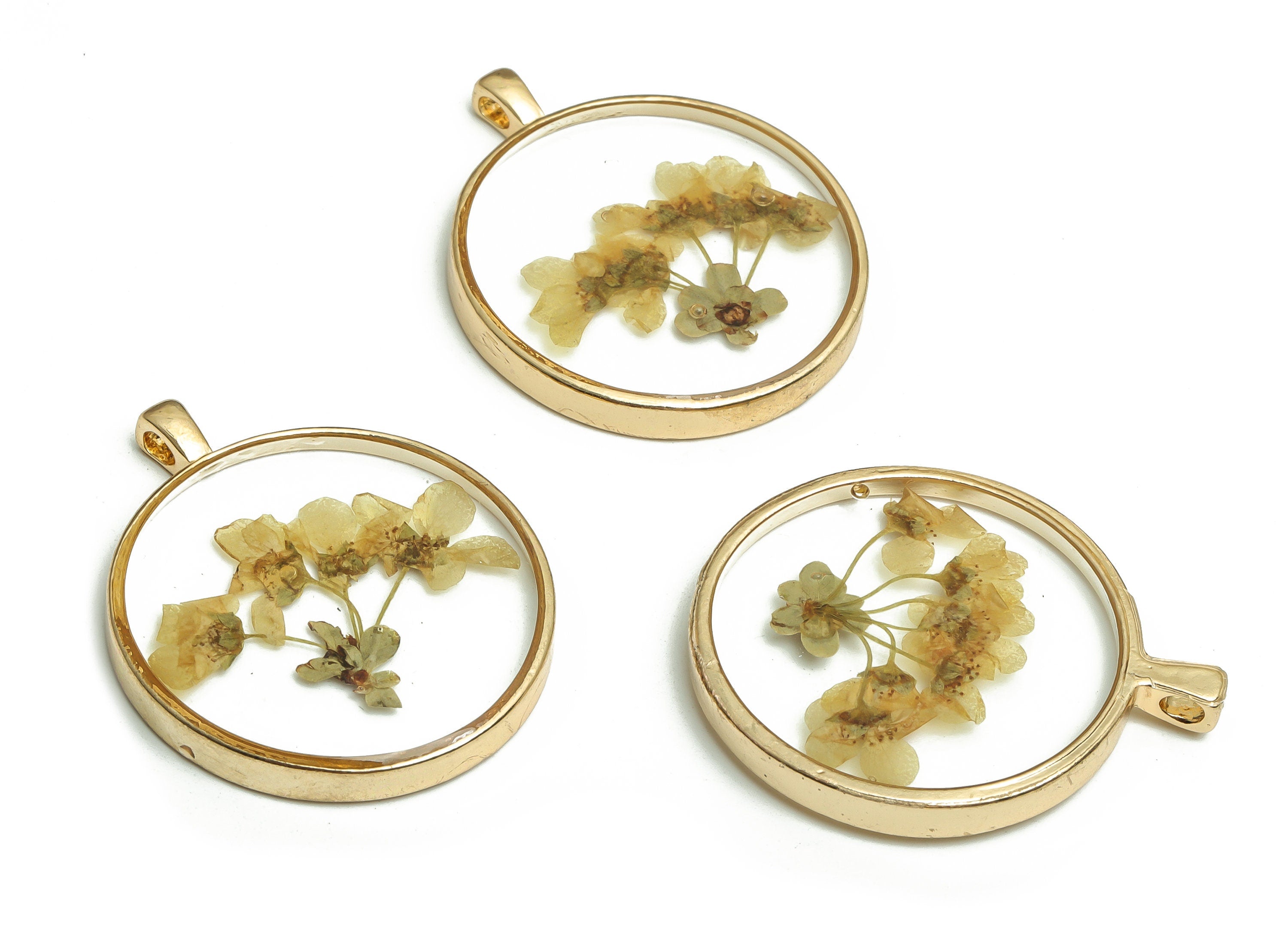 Resin Round Charm - Real Flower Earrings Charm - Epoxy Resin Snowgrass Pendant Charms - Gold Tone Plated Alloy -35.43x28.63x4.46mm- ZZ1941 - DOMEDBAZAAR