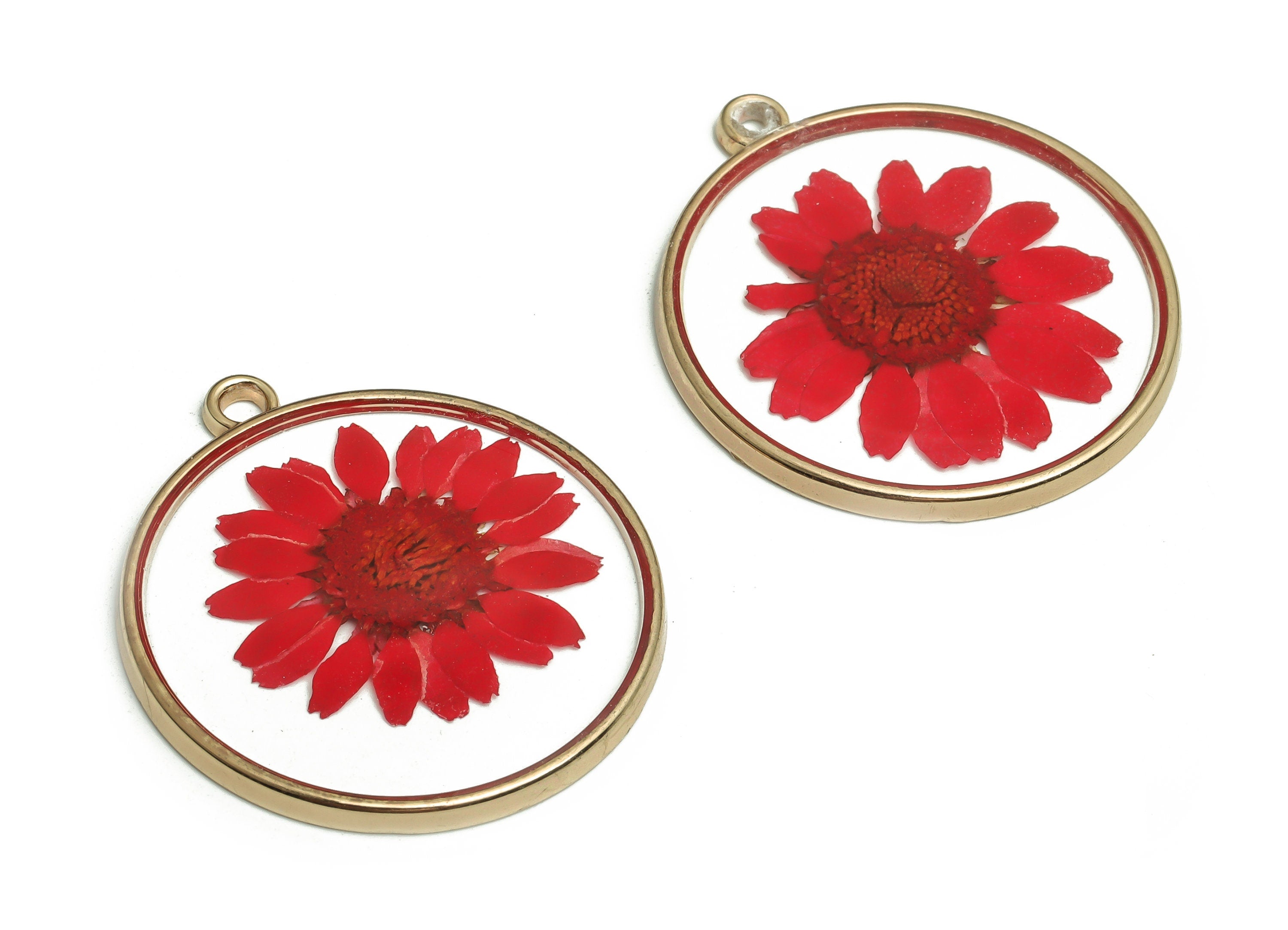 Epoxy Resin Round Charms - Dried Flower Jewelry - Real Flower Charms -Resin Jewelry - Gold Tone Plated Alloy Charm -32.9x29.7x2.4mm- ZZ1936 - DOMEDBAZAAR
