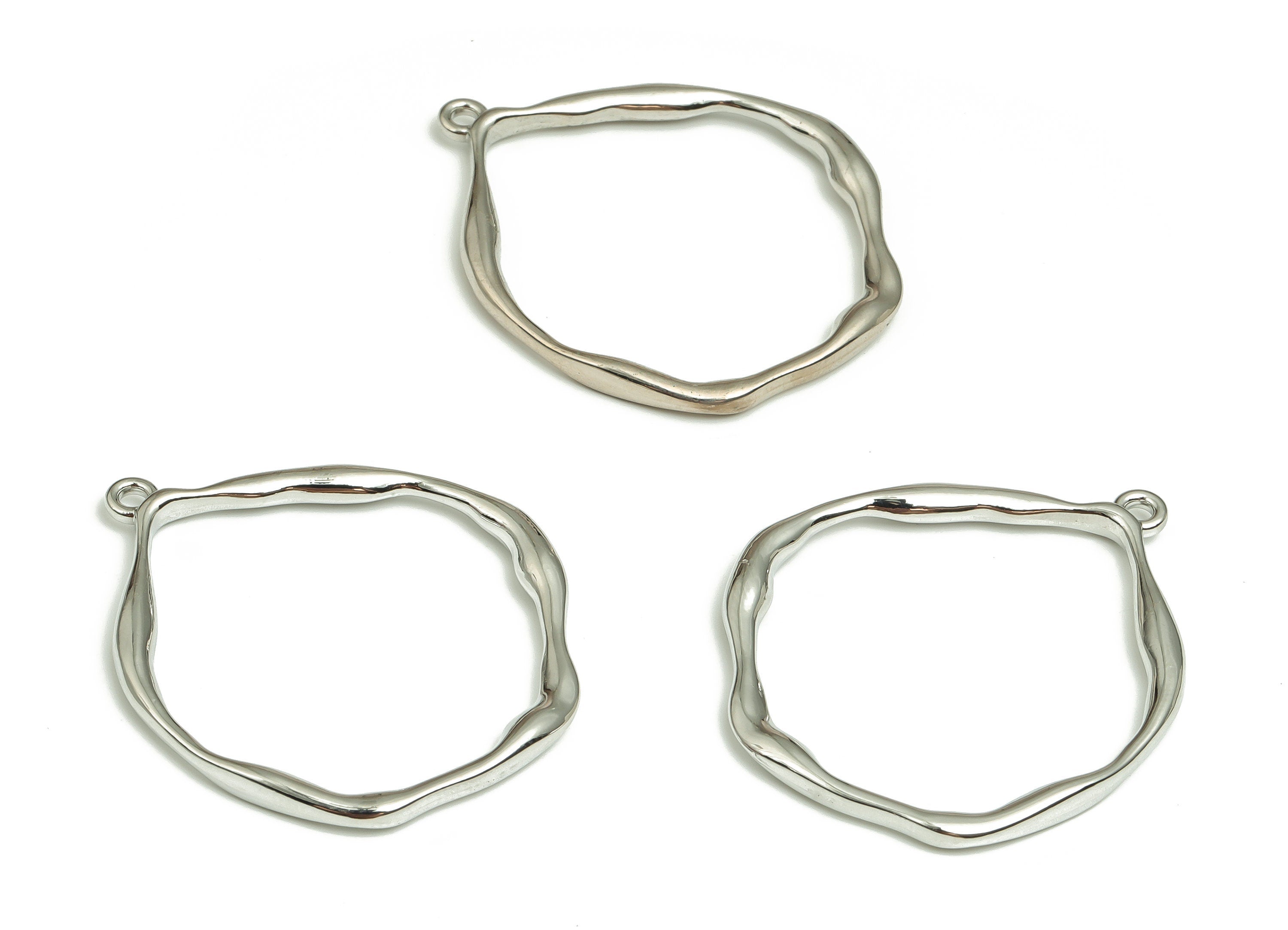 Alloy Round Earring Charms - Zinc Alloy Wavy Circle Pendant - Silver Tone Plated Alloy - Jewelry Supplies - 38.93x32.7x2.68mm - ZZ1293S - DOMEDBAZAAR