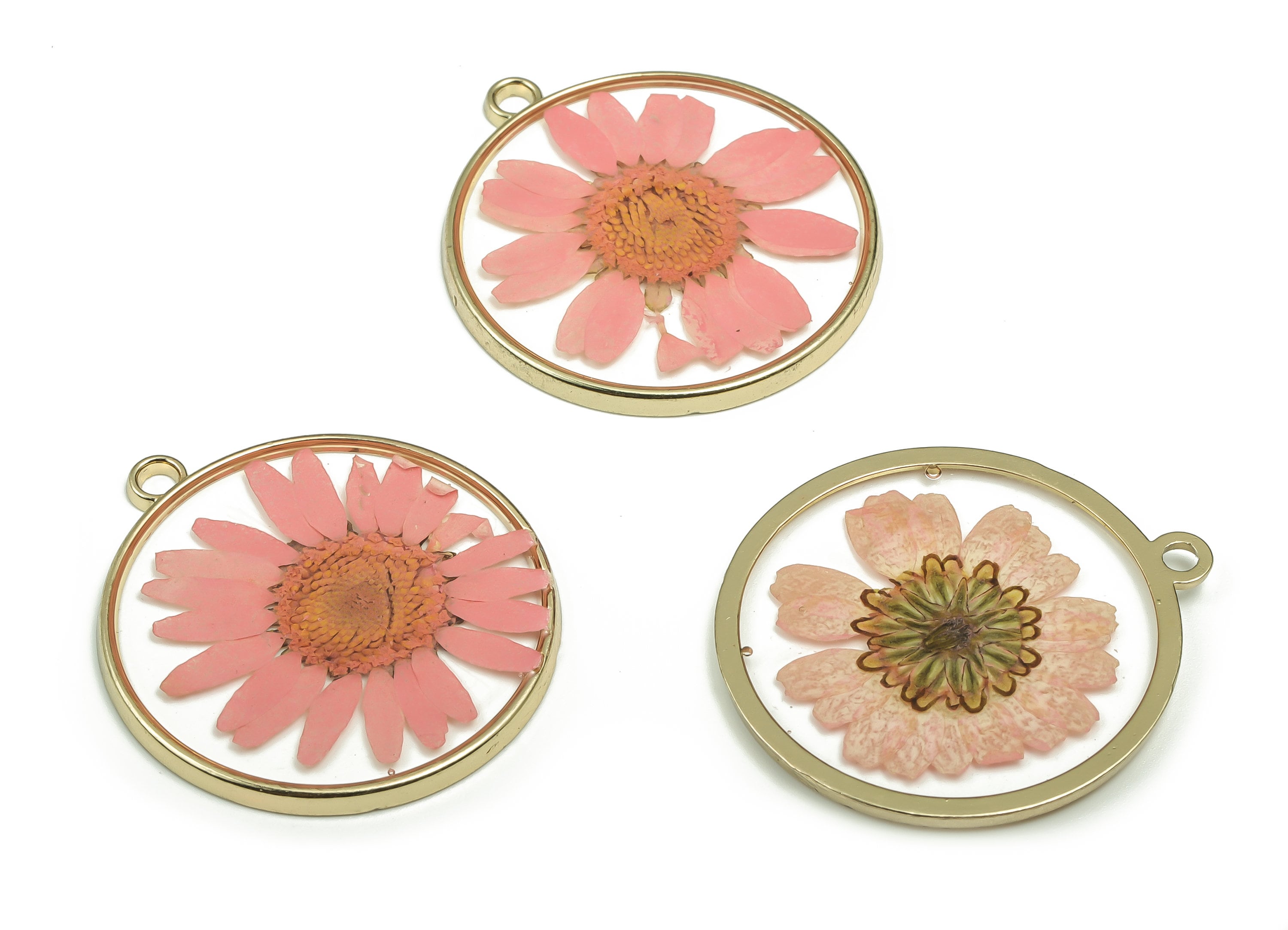 Alloy Round Real Flower Charms - Real Dried Flower Epoxy Pendant - Gold Tone Plated Alloy – Jewelry Supplies - 32.65x29.43x2.43mm - ZZ1971 - DOMEDBAZAAR