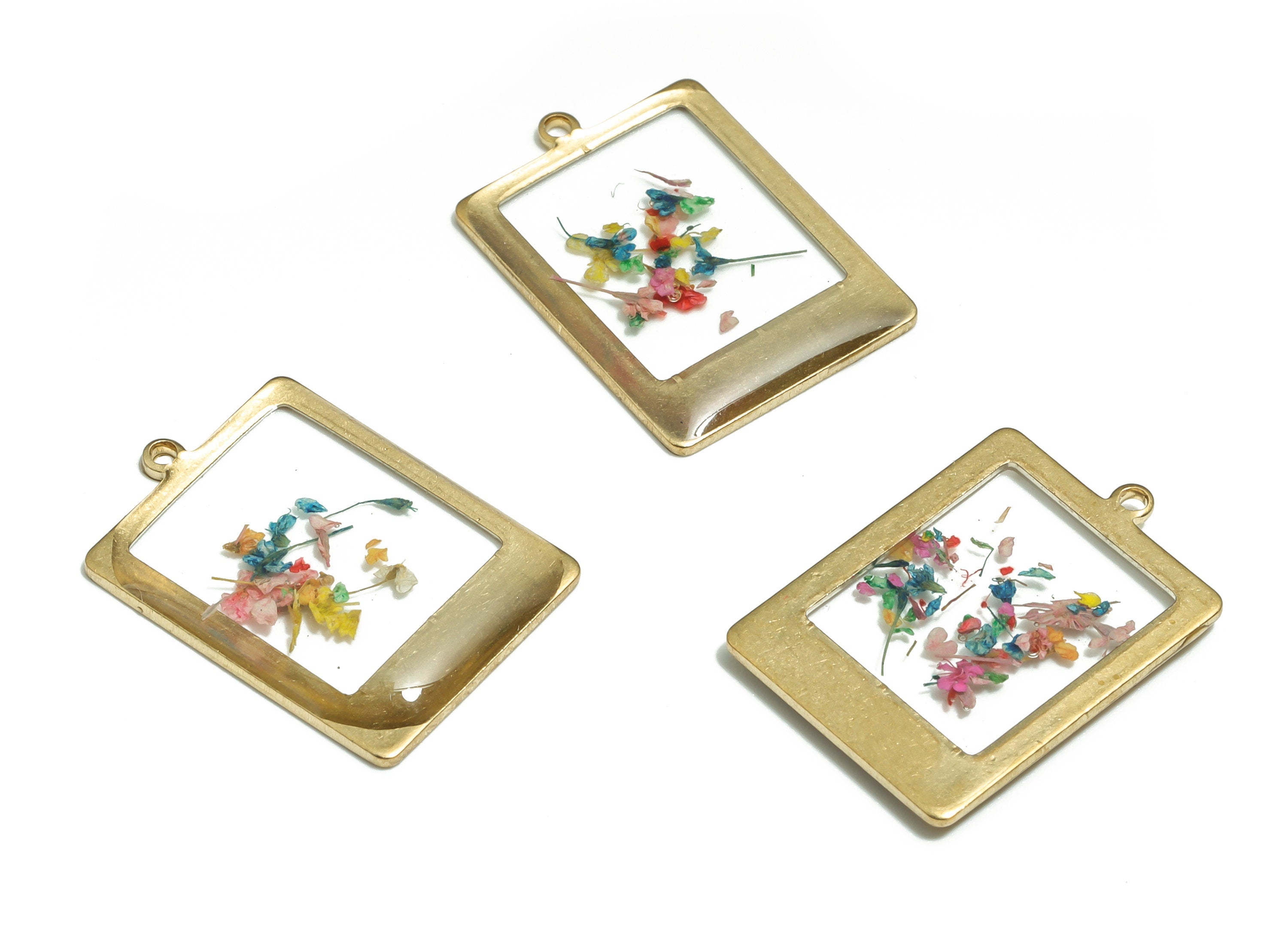 Epoxy Square Earring Charms – Resin Dried Real Flower Pendant - Raw Brass Square Charm – Jewelry Supplies - 19.89x14.19mx1.82mm - RC1192 - DOMEDBAZAAR