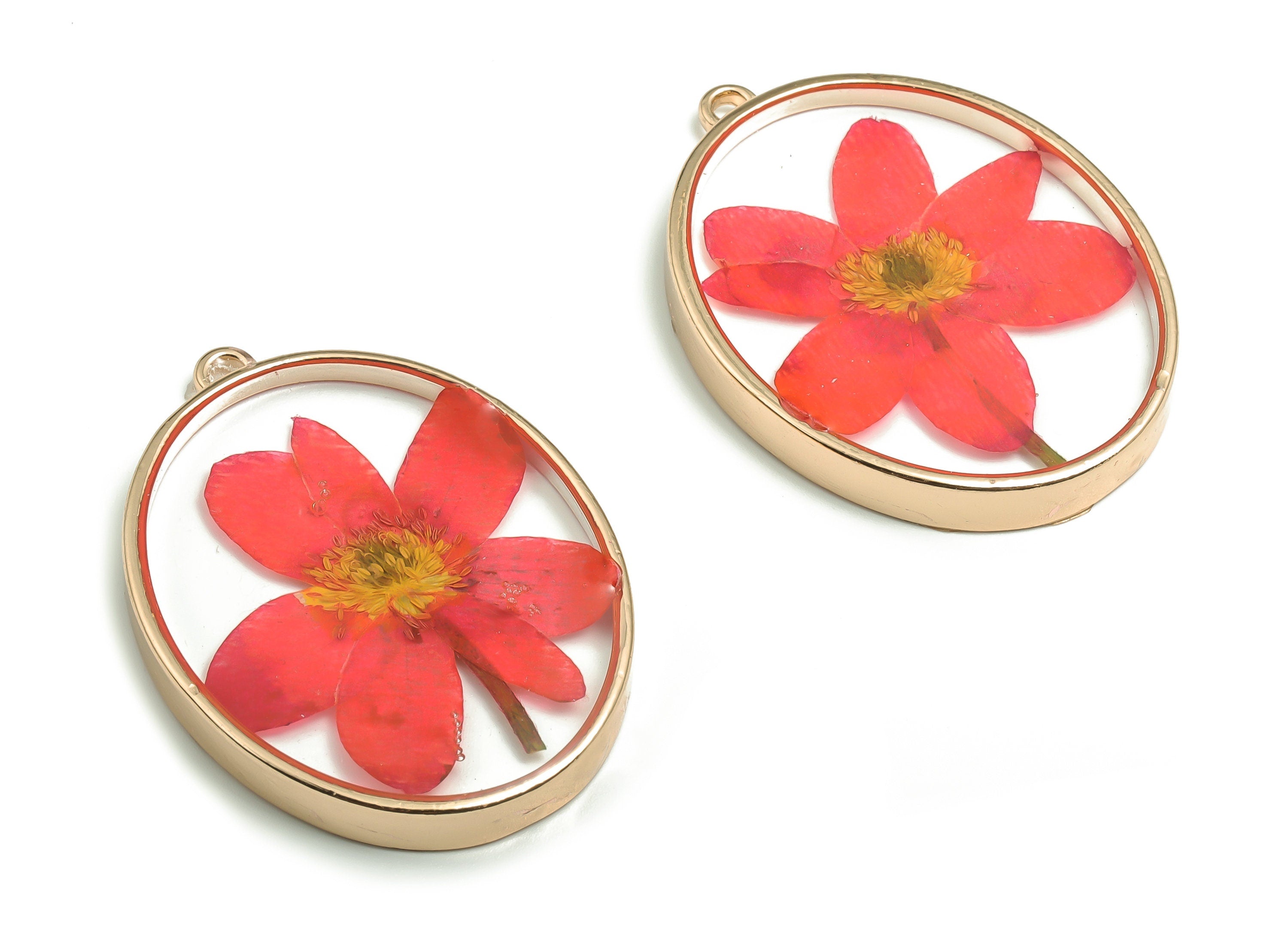 Epoxy Resin Oval Real Flower Earring Charms - Bird of good news Flower Pendant - Gold Tone Plated Alloy - 41x30.2x4.96mm - ZZ1972 - DOMEDBAZAAR