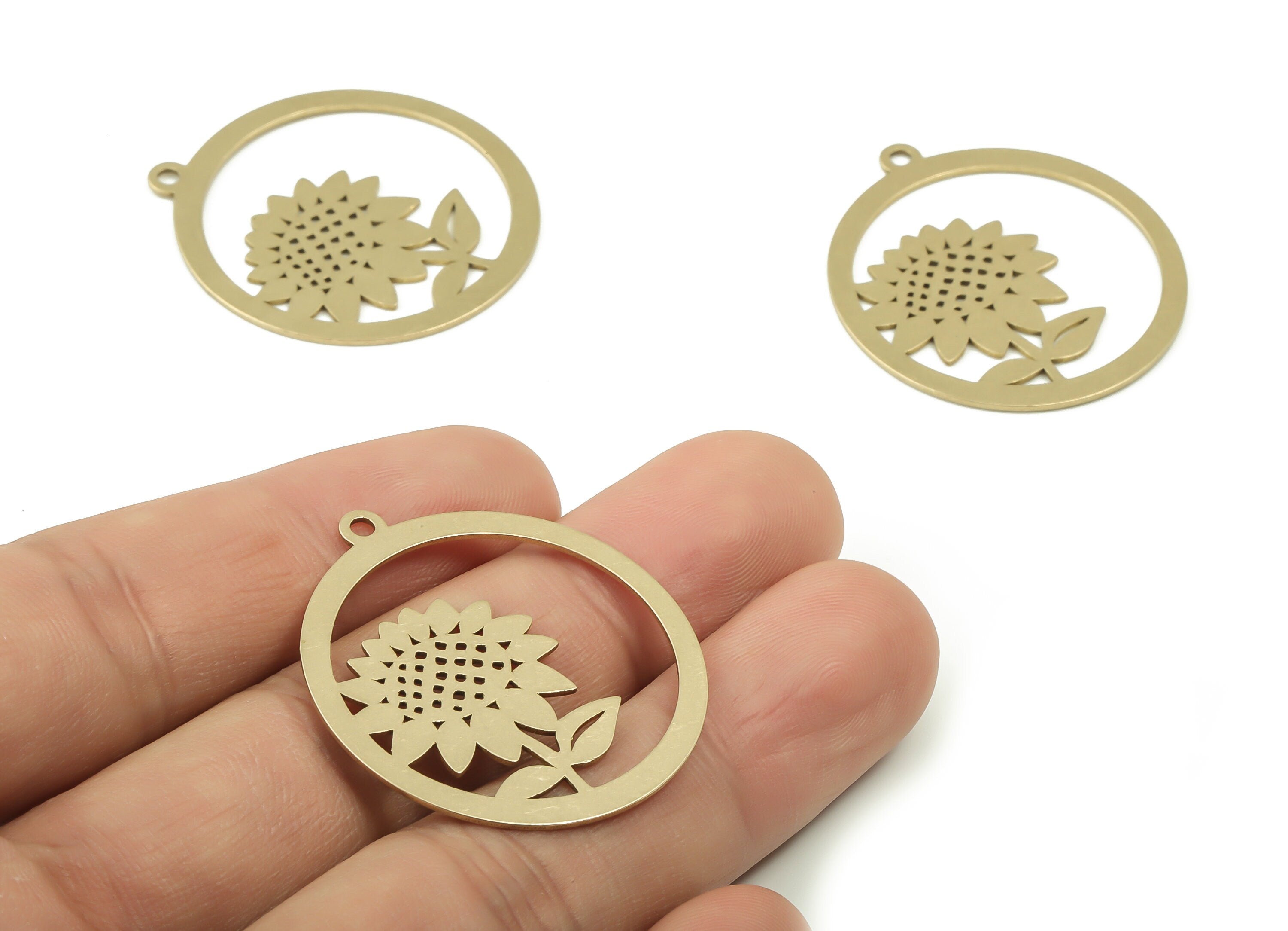 Brass Round Earring Charms - Raw Brass Sunflower Circle Pendant - Jewelry Making Supplies - 35.86x31.96x0.67mm - PPA0241 - DOMEDBAZAAR
