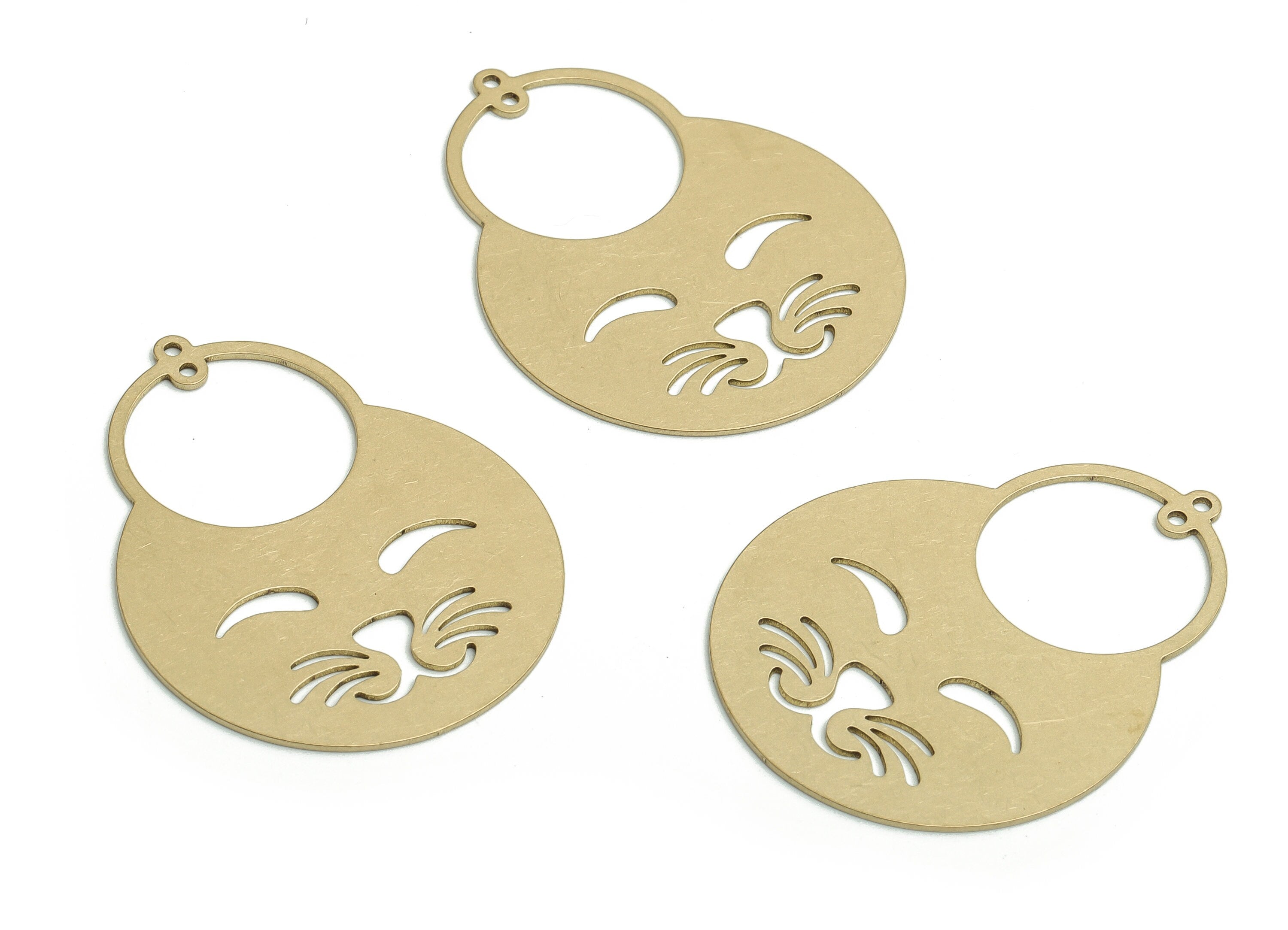 Brass Round Cat Face Earring Charms - Raw Brass Cat Circle Pendant - DIY Jewelry Supplies - 36.29x27.89x0.6mm - PP4800 - DOMEDBAZAAR