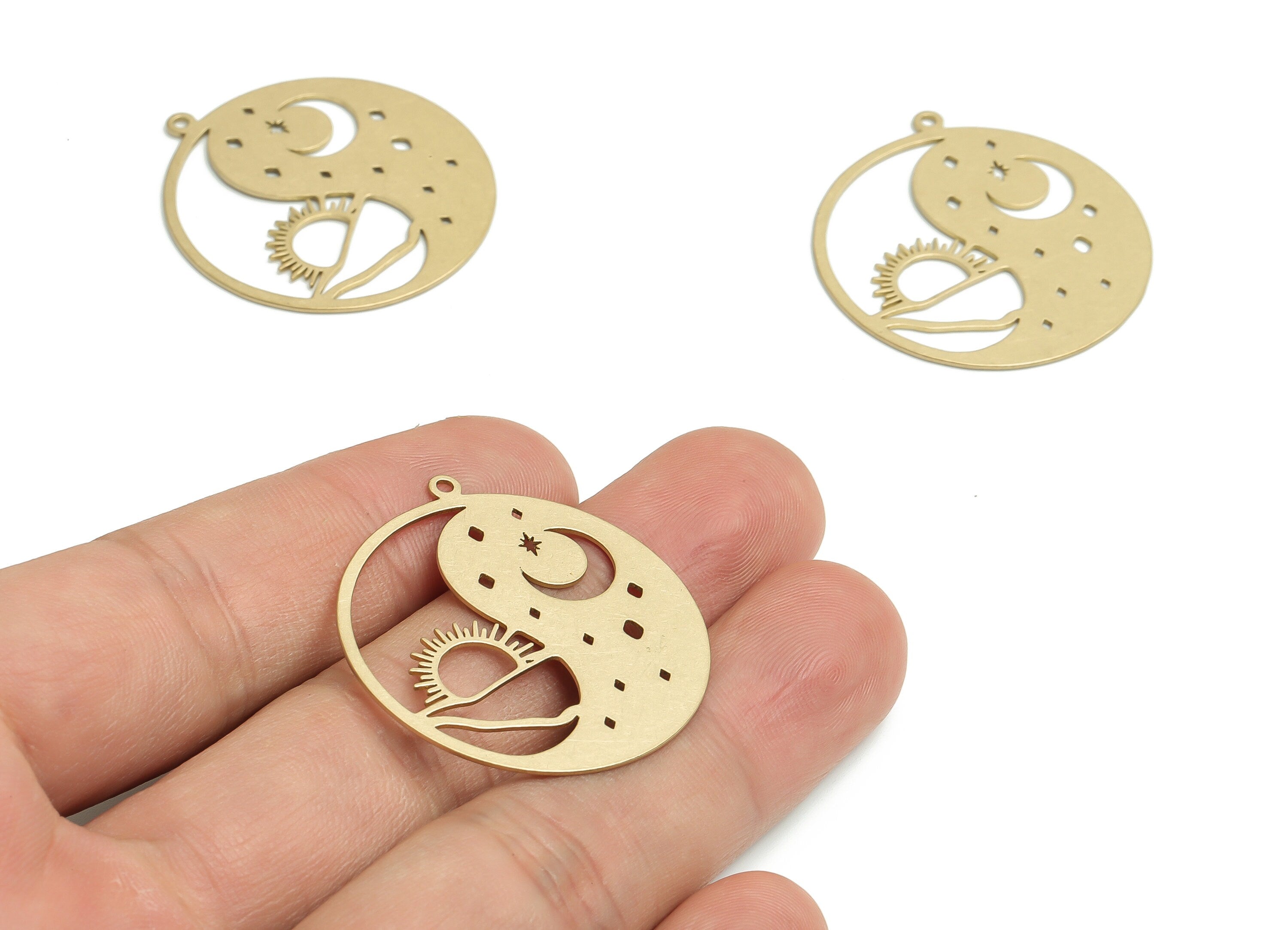 Yin Yan Earring Charms - Raw Brass Moon Sun Pendant - Yin Yang Earrings - Jewelry Making Supplies - 35.11x32.23x0.61mm - PP4798 - DOMEDBAZAAR