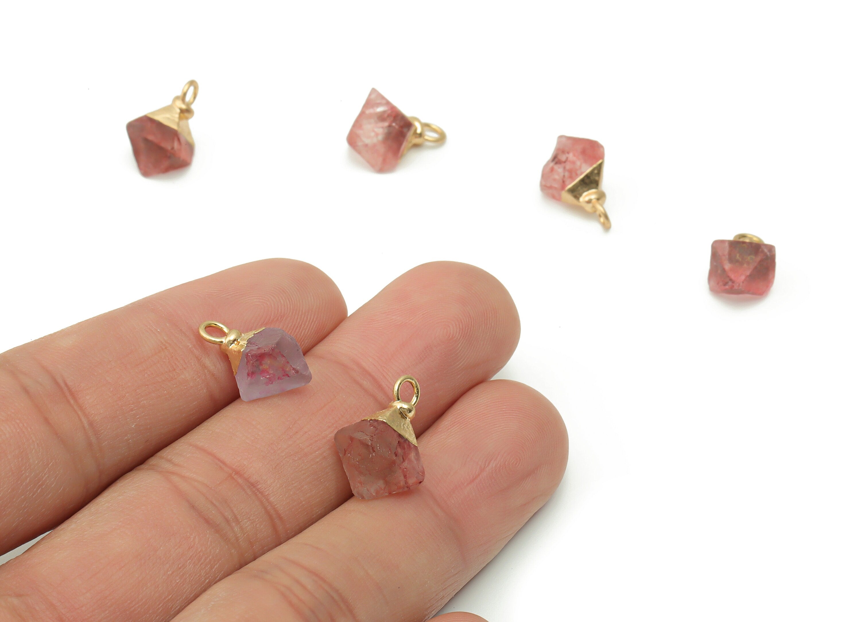 Strawberry Quartz Charms - Brass Diamond Pendant - Natural Stone - Gold Tone Plated Brass – Jewelry Supplies - 14.52x9.08x8.38mm – NS1554 - DOMEDBAZAAR