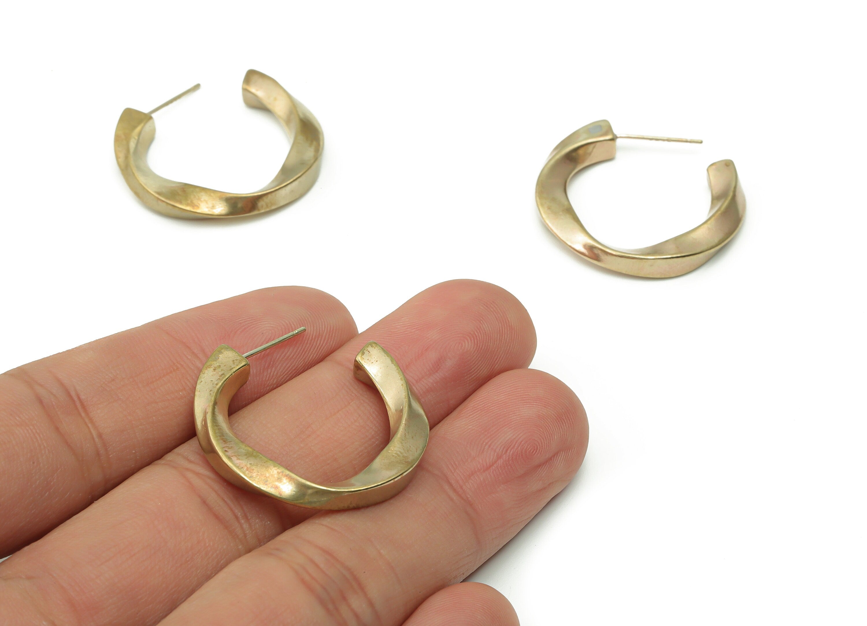 Brass Curled Hoop Earring Post - Raw Brass Geometry Earring Stud - 316 Surgical Stainless Steel Stud - 28.23x24.19x3.41mm - PP4915 - DOMEDBAZAAR
