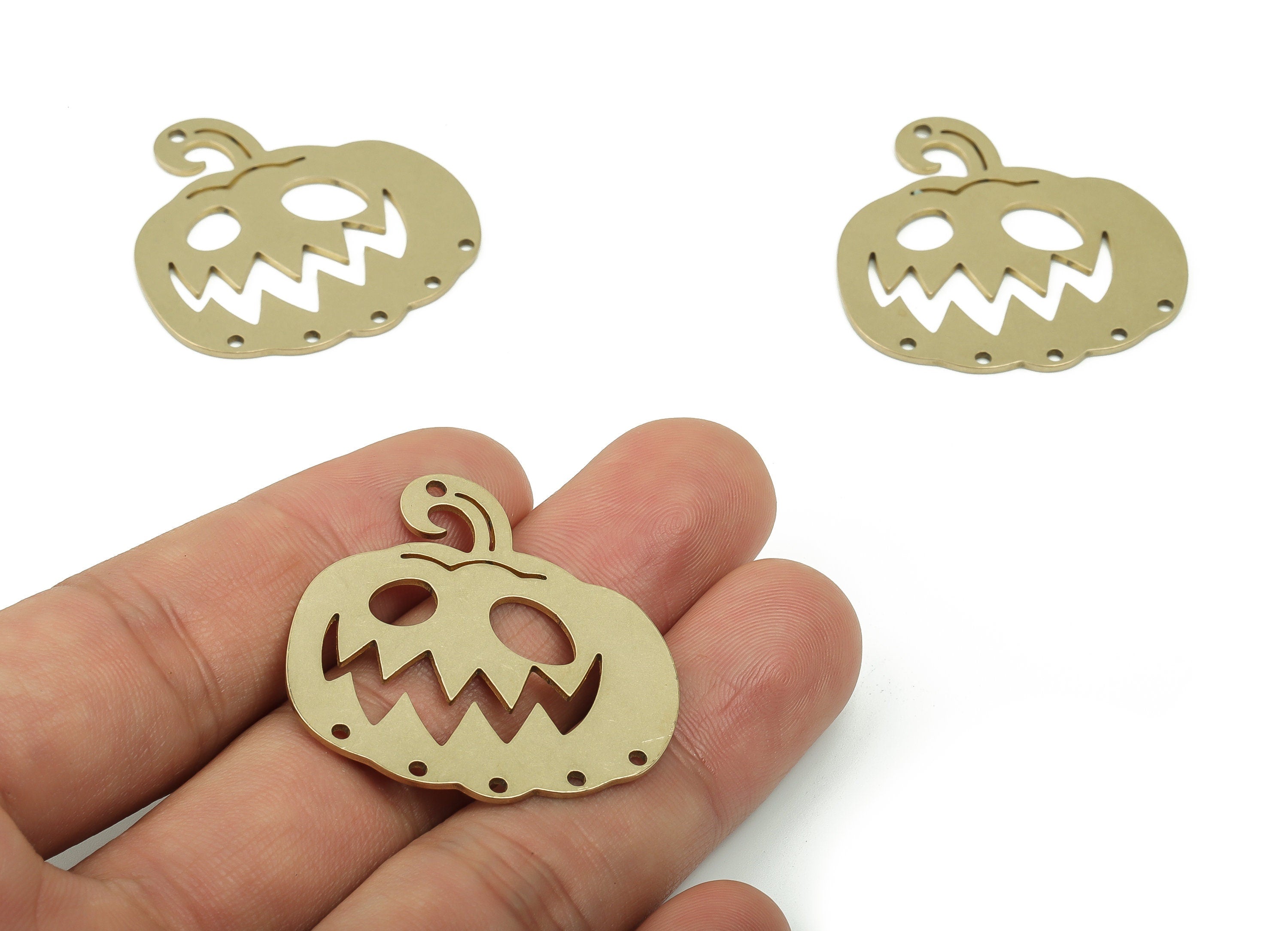 Brass Pumpkin Earring Charms - Raw Brass Halloween Pumpkin Pendant - Earring Findings - Jewelry Supplies - 35.94x34.83x0.9mm - PPZ0048 - DOMEDBAZAAR