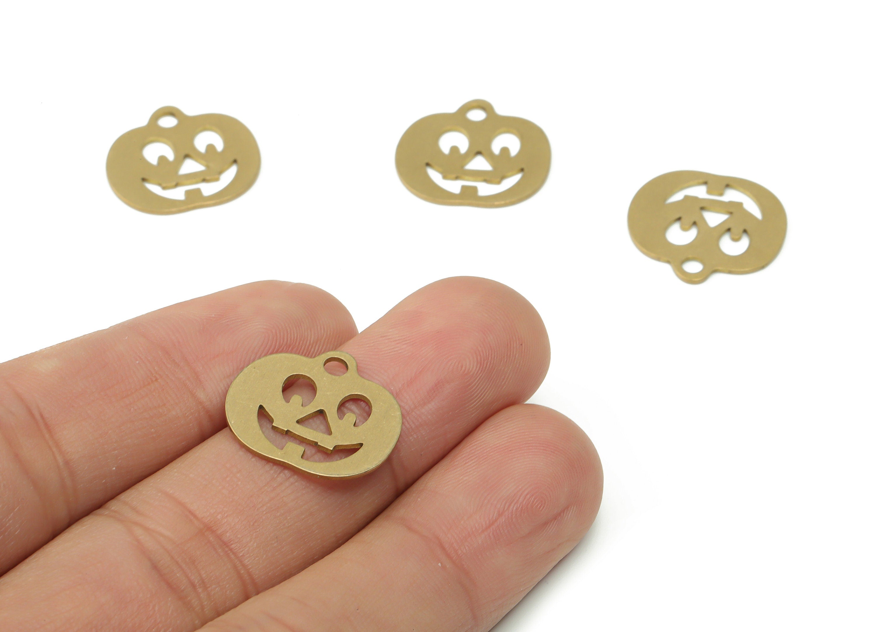 Brass Smiley Face Earring Charms - Raw Brass Pumpkin Pendant - DIY Jewelry Making Supplies - 17.81x16.88x0.64mm - PPZ0075 - DOMEDBAZAAR