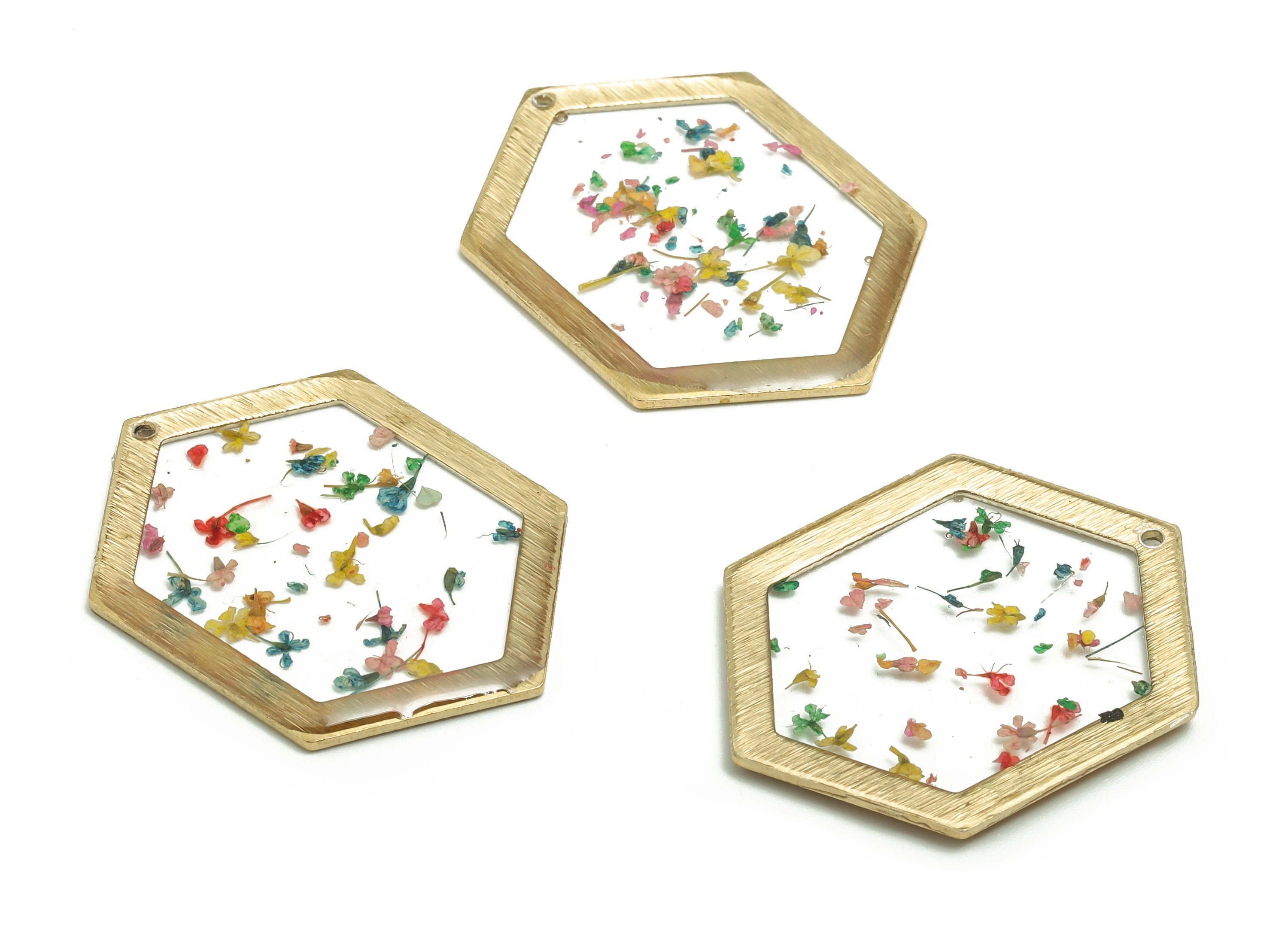 Epoxy Hexagon Earring Charms - Epoxy Hexagon Pendant - Raw Brass Dried Real Flower Charm - Resin Real Pendant - 32.78x24.45mx2.12mm- RC1189 - DOMEDBAZAAR