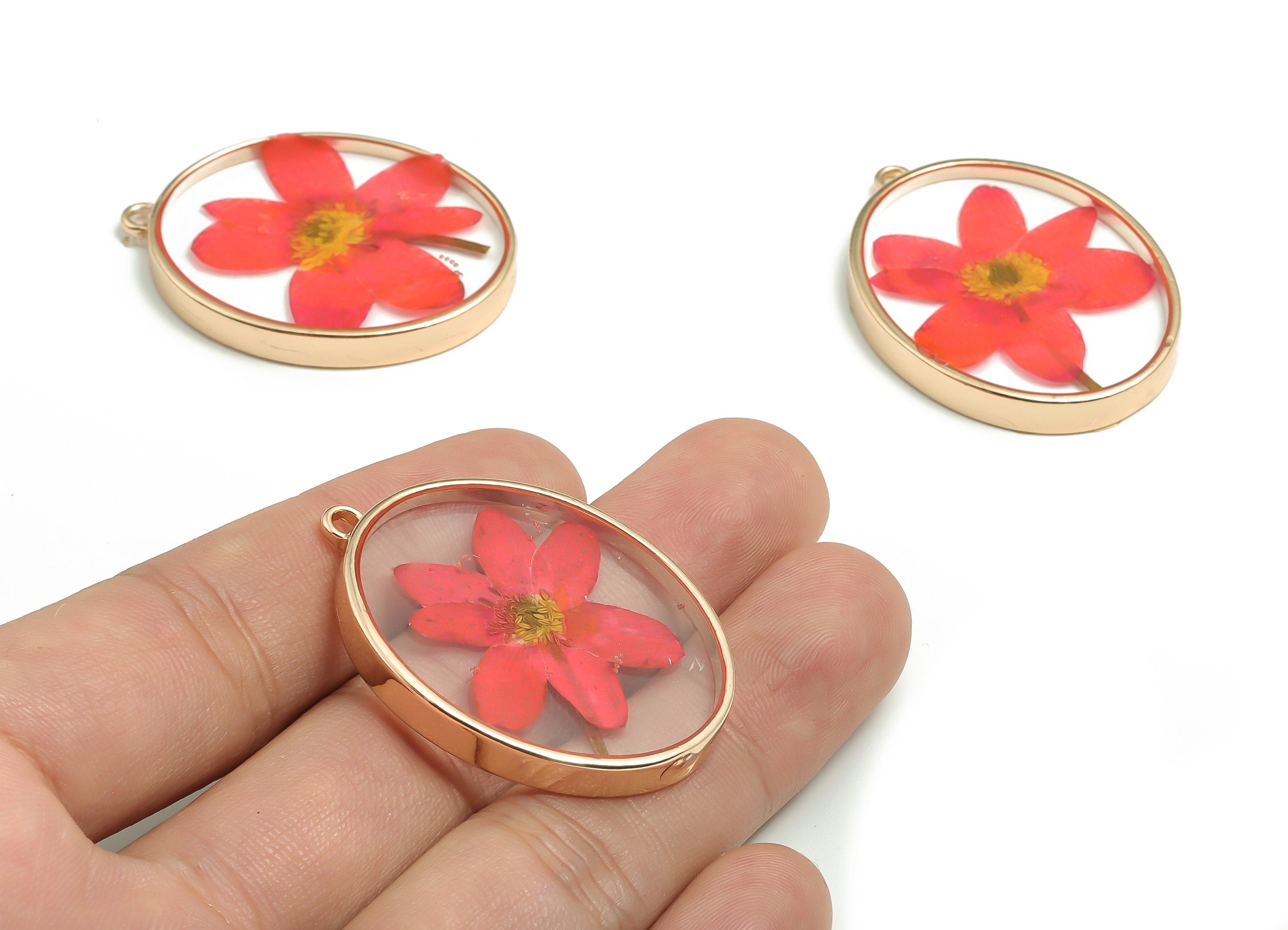 Epoxy Resin Oval Real Flower Earring Charms - Bird of good news Flower Pendant - Gold Tone Plated Alloy - 41x30.2x4.96mm - ZZ1972 - DOMEDBAZAAR