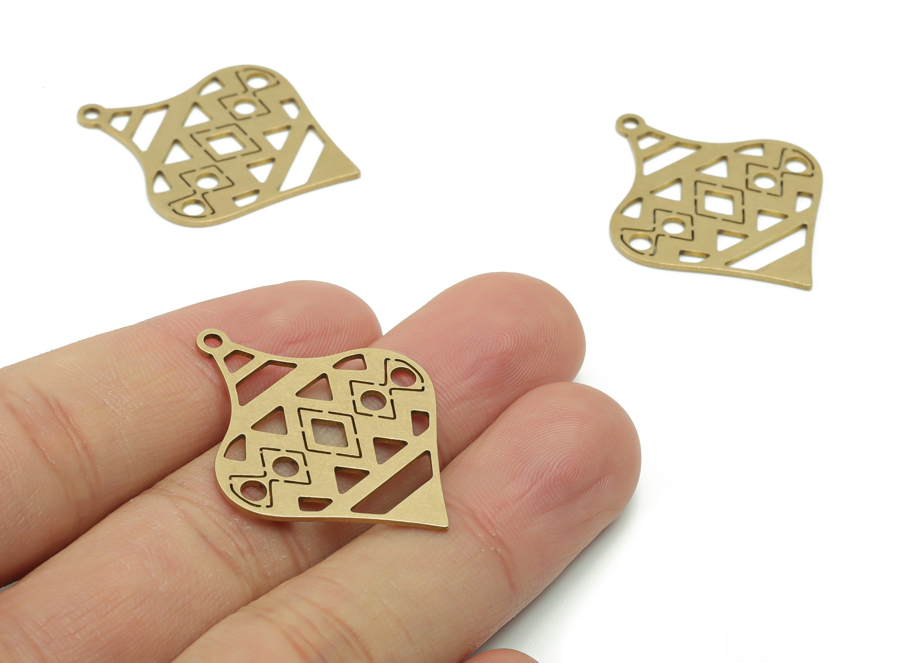 Brass Triangle Onion Round Earring Charms - Raw Brass Triangle Onion Round Pendant - Jewelry Supplies - 34.74x28.01x0.77mm - PPZ0114 - DOMEDBAZAAR