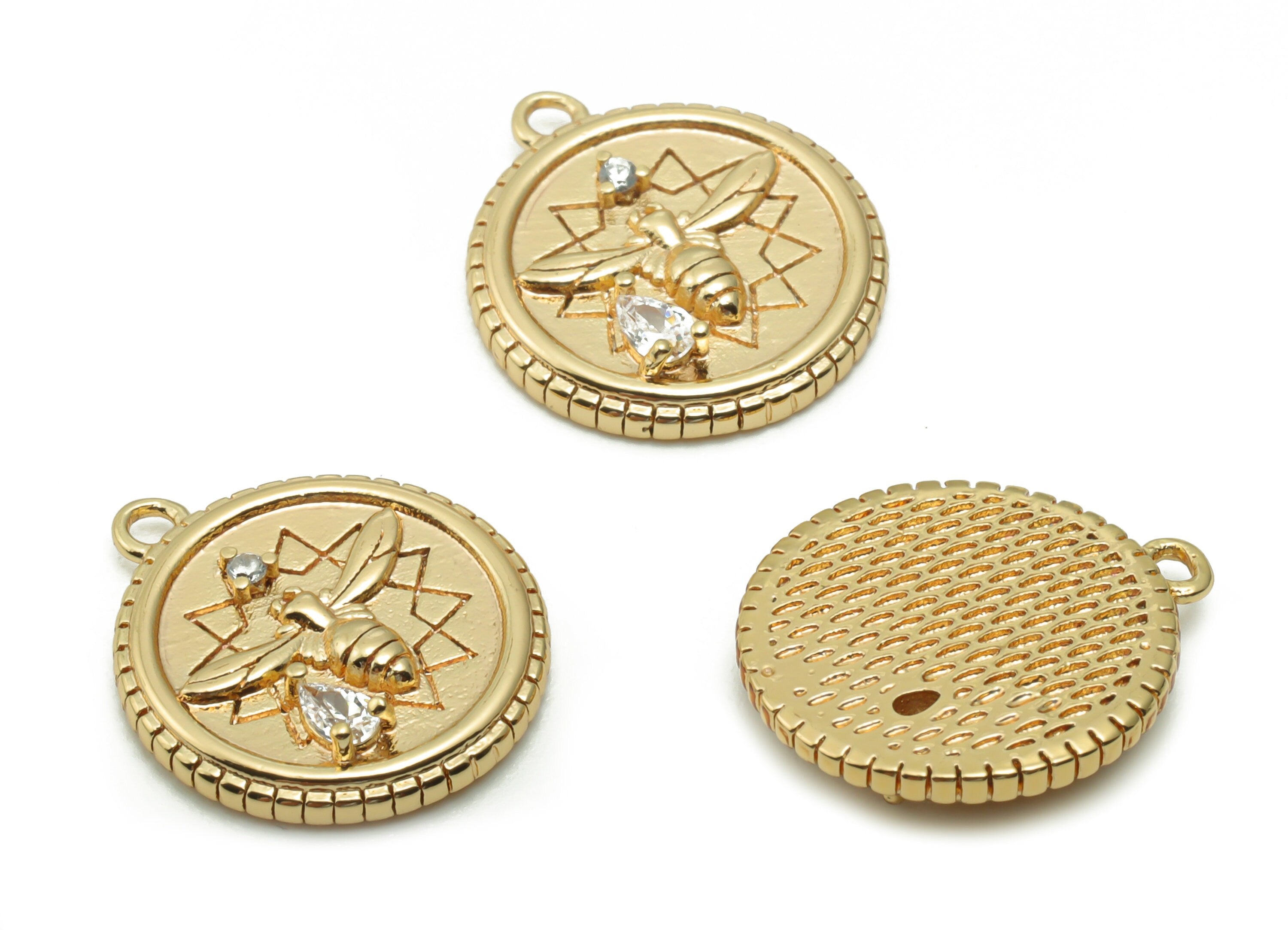Brass Round Bee Earring Charms With Zircons - Gold Circle Bee Pendant - 18K Real Gold Plated Brass - 17.92x15.85x1.94mm - RGP4189 - DOMEDBAZAAR