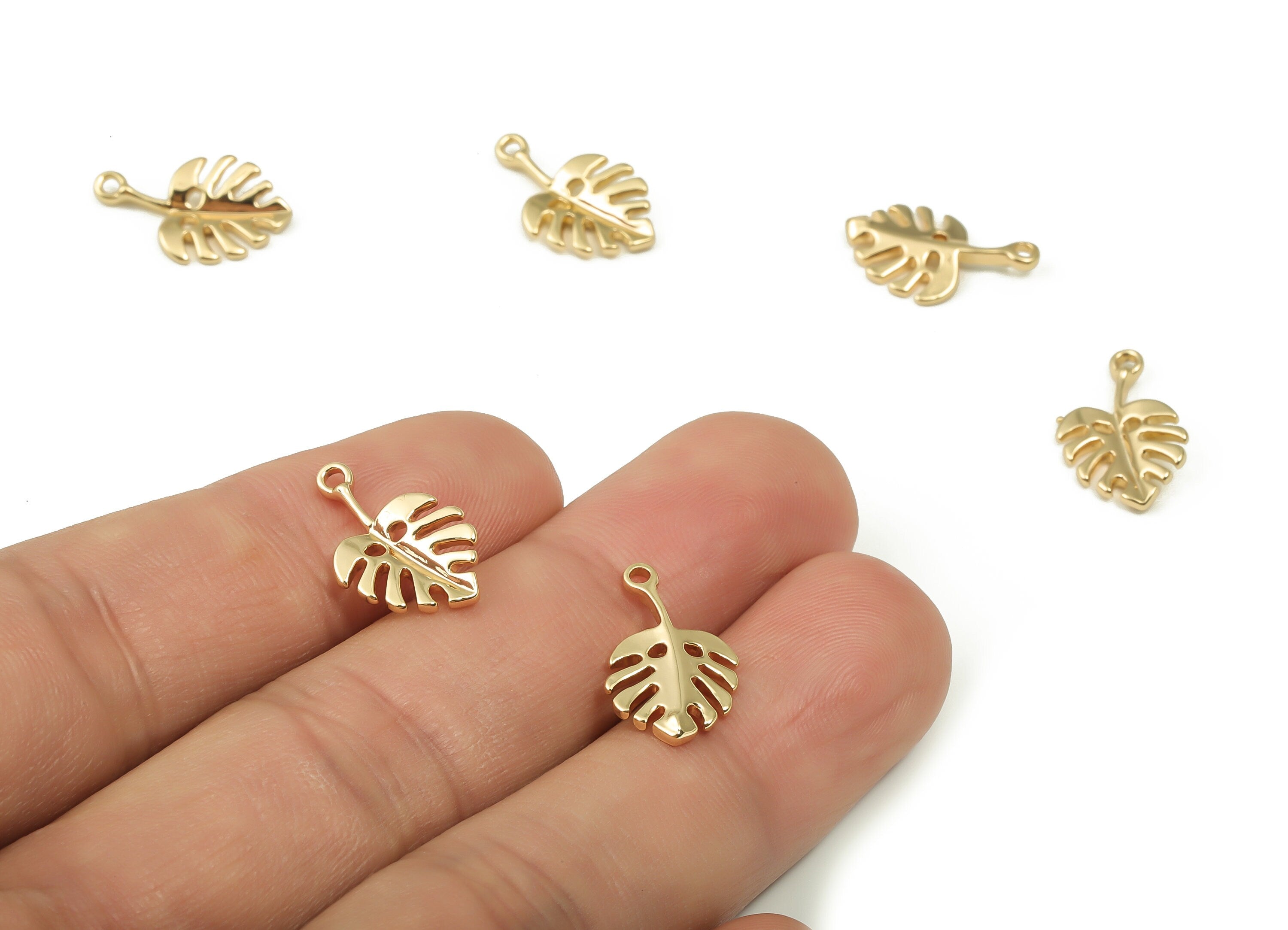 Brass Monstera Earring Charms - Gold Leaf Pendant - 18K Real Gold  Plated Brass - Jewelry Making Supplies - 16.47x9.7x2.27mm - RGP4155 - DOMEDBAZAAR