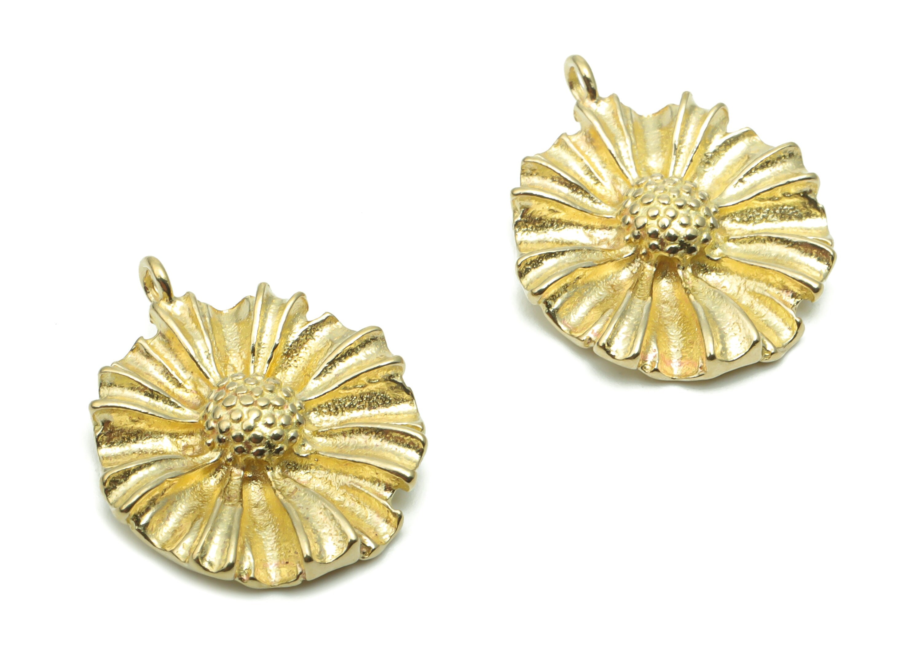 Brass Hammered Sunflower Earring Charms - Raw Brass Flower Pendant - Jewelry Making Supplies - 20.4x16.5x3.75mm - PP5063 - DOMEDBAZAAR