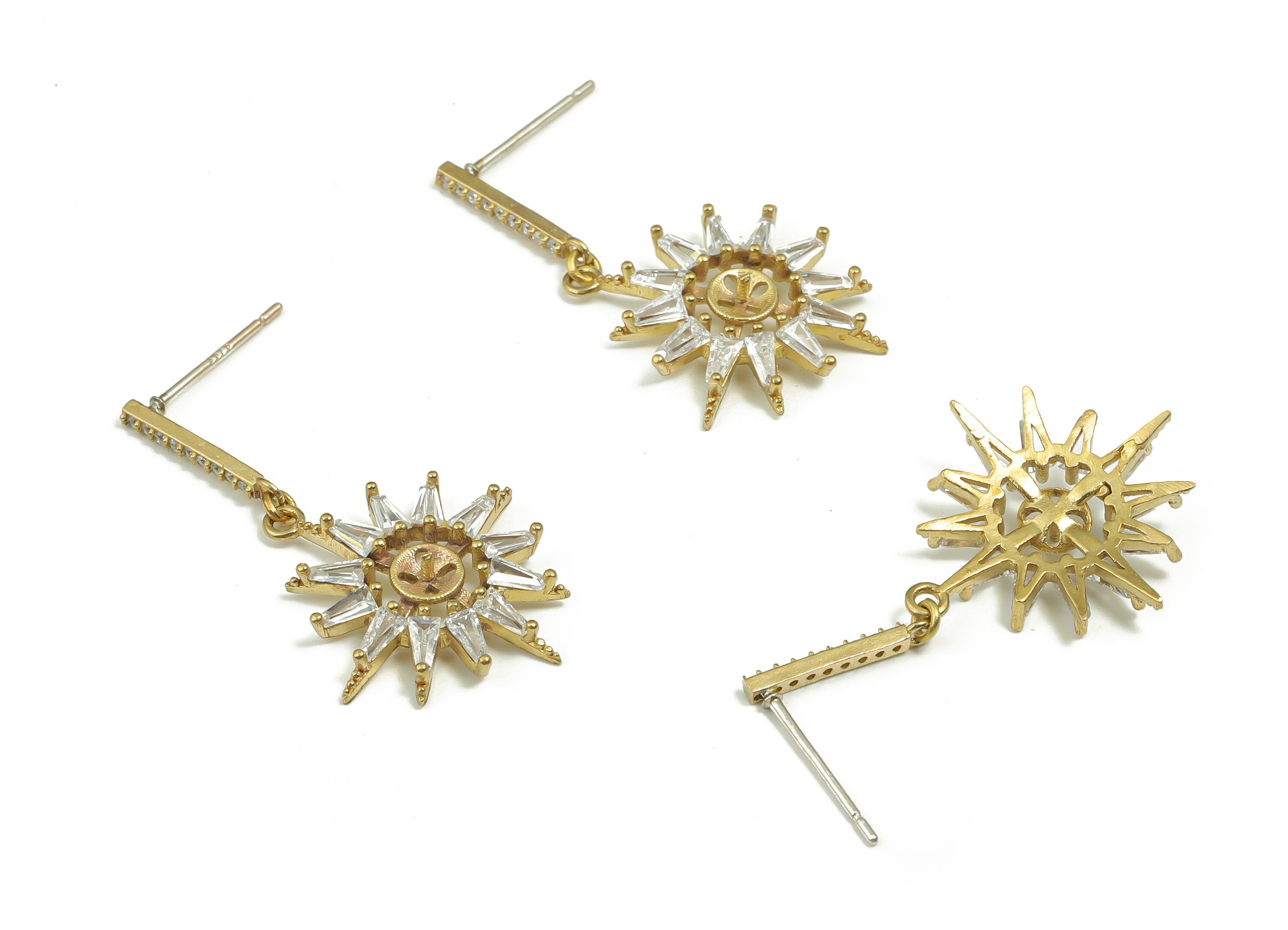 Brass Sun Earring Stud With Zircons - Raw Brass Star Sun Earring Post - Brass Stud - Jewelry Making Supplies - 33.77x18.99x3.58mm - PP4893 - DOMEDBAZAAR