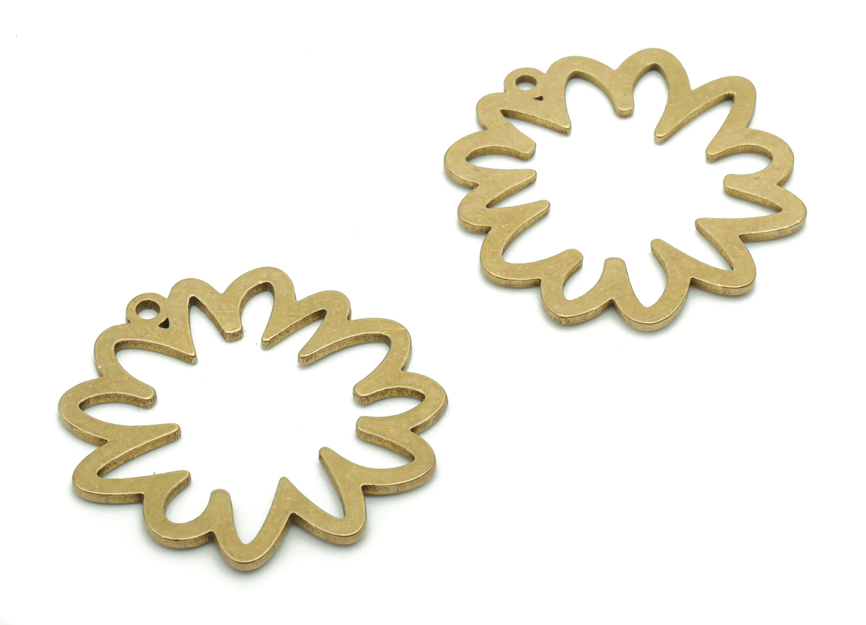 Brass Flower Earring Charms - Raw Brass Flower Pendant - DIY Jewelry Making Supplies - 25.08x24.91x0.86mm - PPA0539 - DOMEDBAZAAR