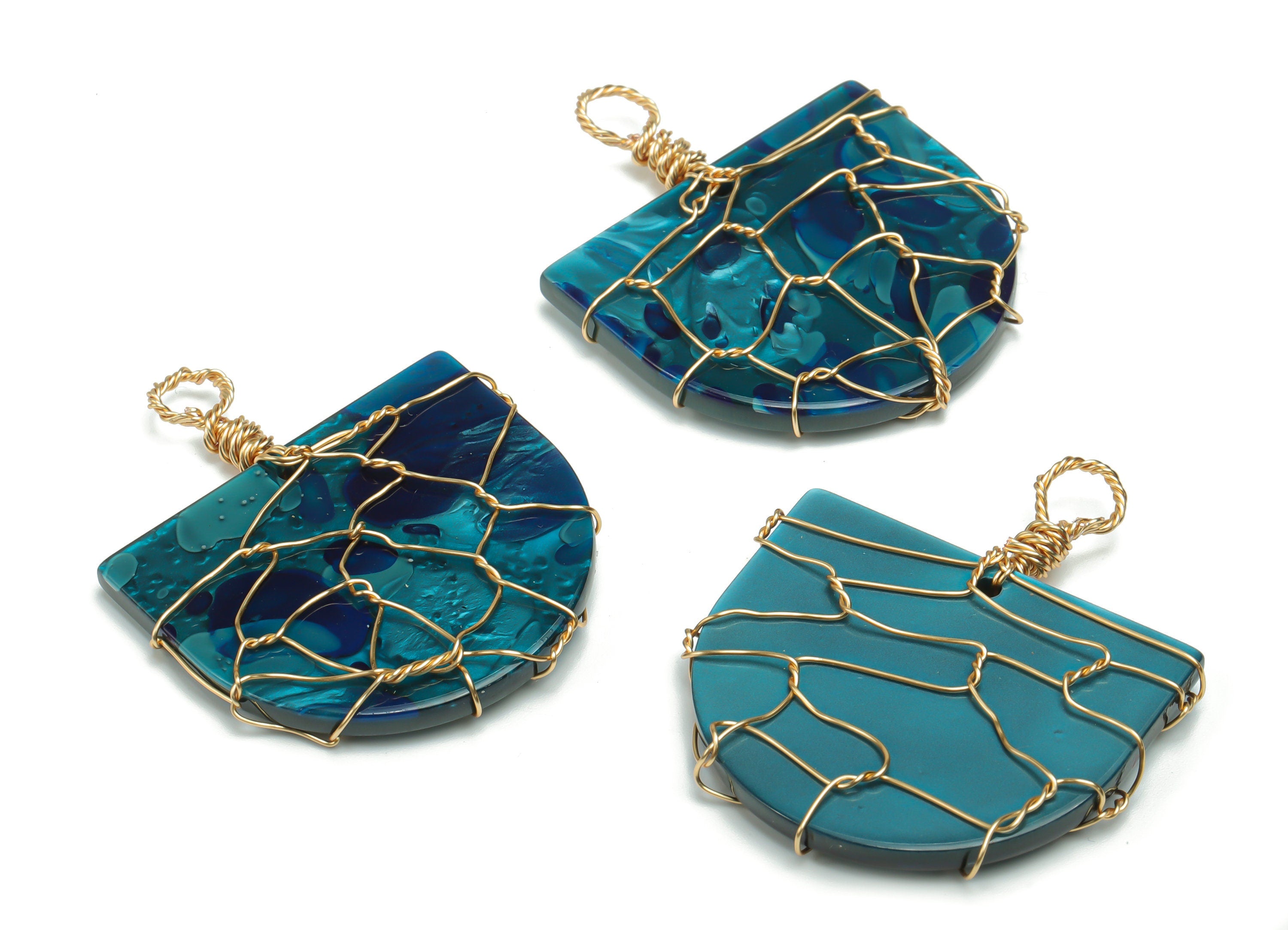 Acrylic Domed Earring Charms - Brass Wire D Pendant - Gold Brass Wire - Wire Wrapped - Color Code: A631 - 33.56x29.73x2.82mm - AC2415-A631 - DOMEDBAZAAR