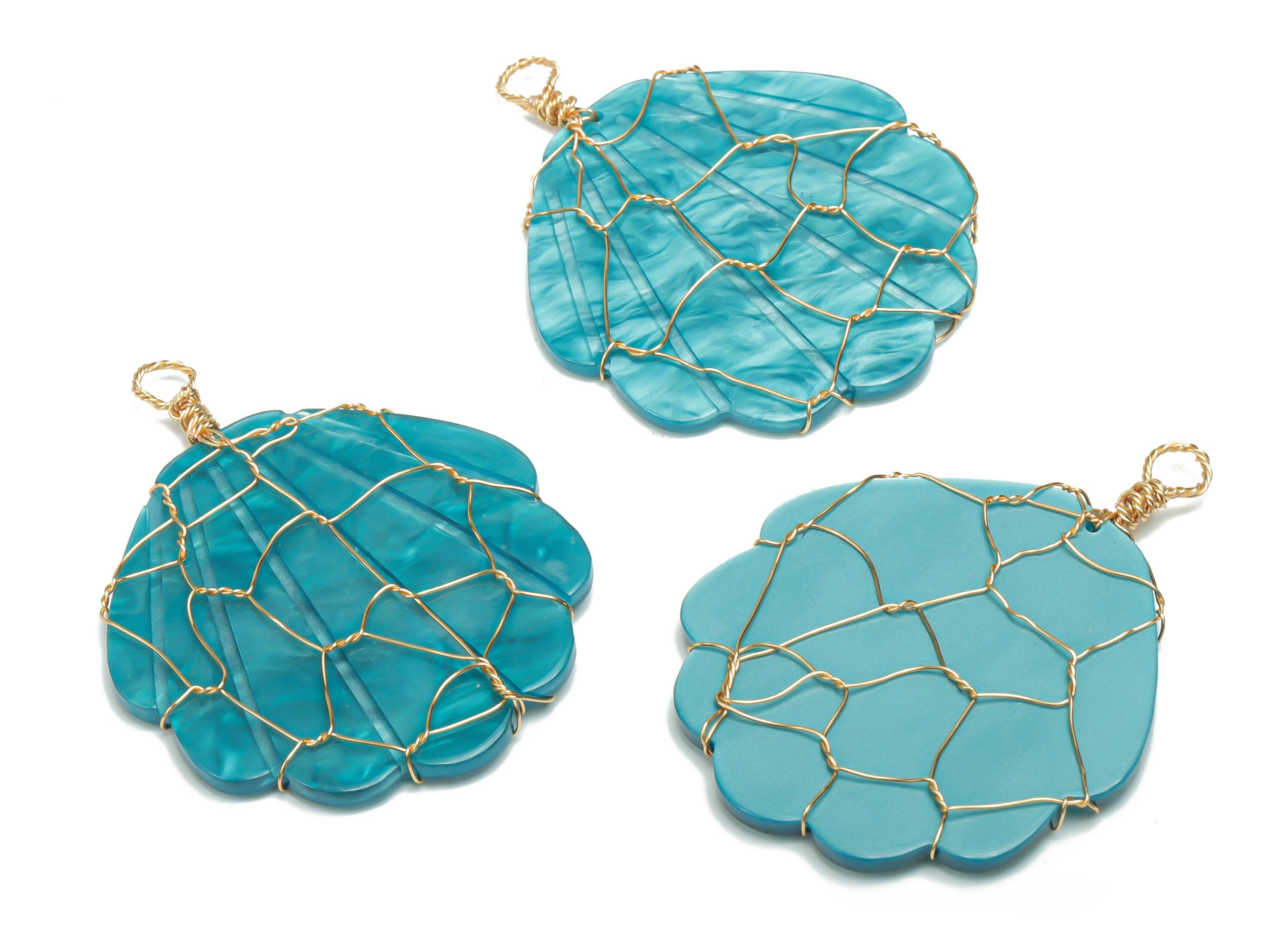 Acrylic Shell Earring Charms - Brass Wire Shell Pendant - Gold Brass Wire - Wire Wrapped - Color Code: A794 - 50.1x47.9x2.4mm - AC2414-A794 - DOMEDBAZAAR