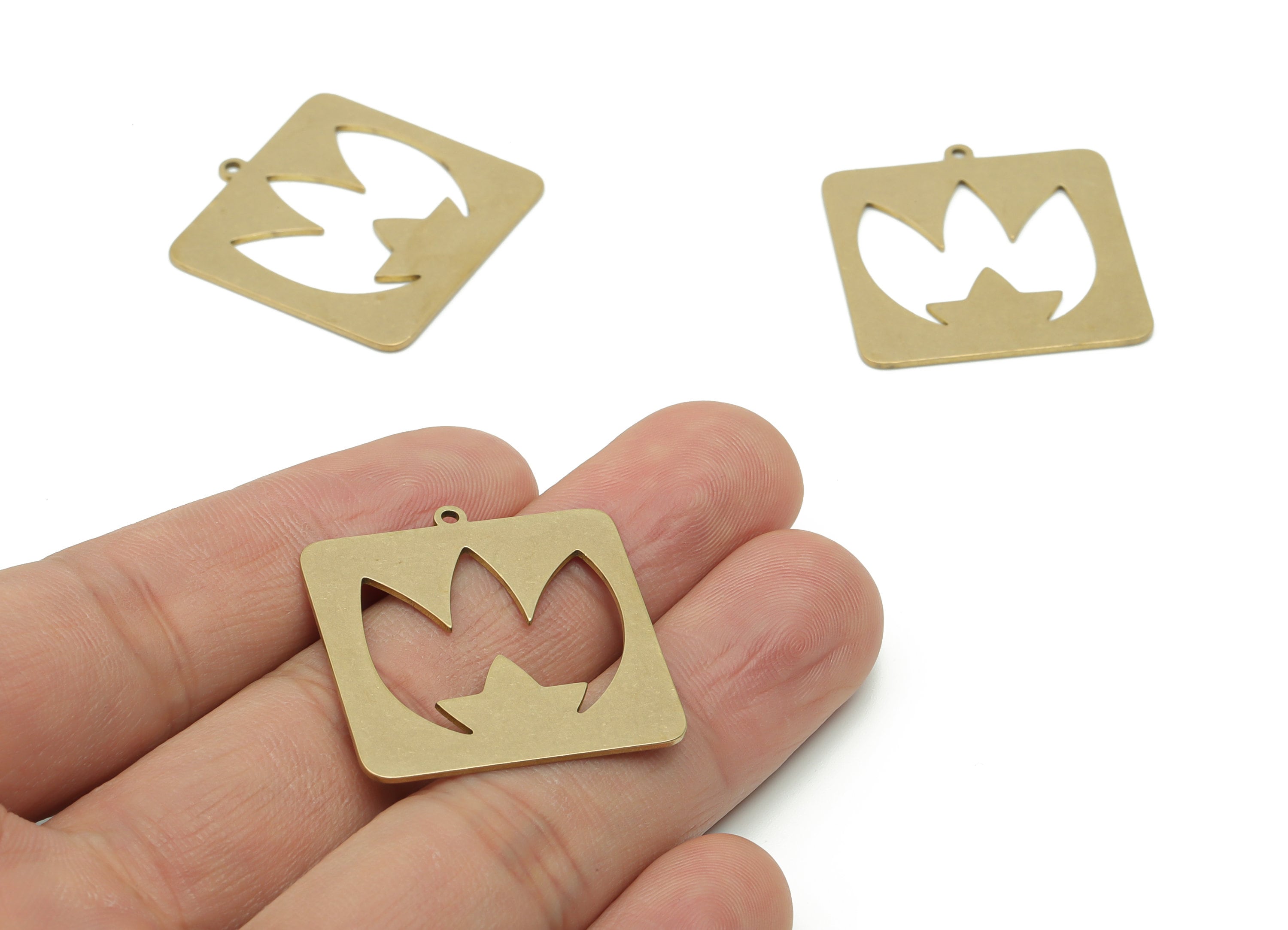 Brass Square Leafs Earring Charms - Raw Brass Leafs Circle Pendant - Jewelry Making Supplies - 29.8x28.32x0.75mm - PPA0874 - DOMEDBAZAAR