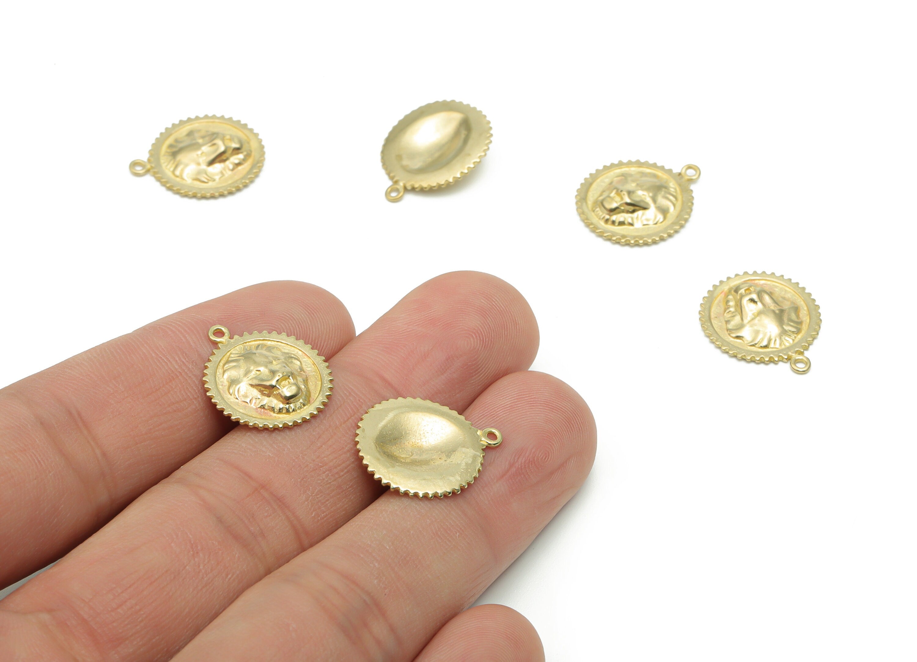 Brass Round Lion King Earring Charms - Raw Brass Beasts Circle Pendant - DIY Jewelry Making Supplies - 17.79x15.24x3.35mm - PP5013 - DOMEDBAZAAR