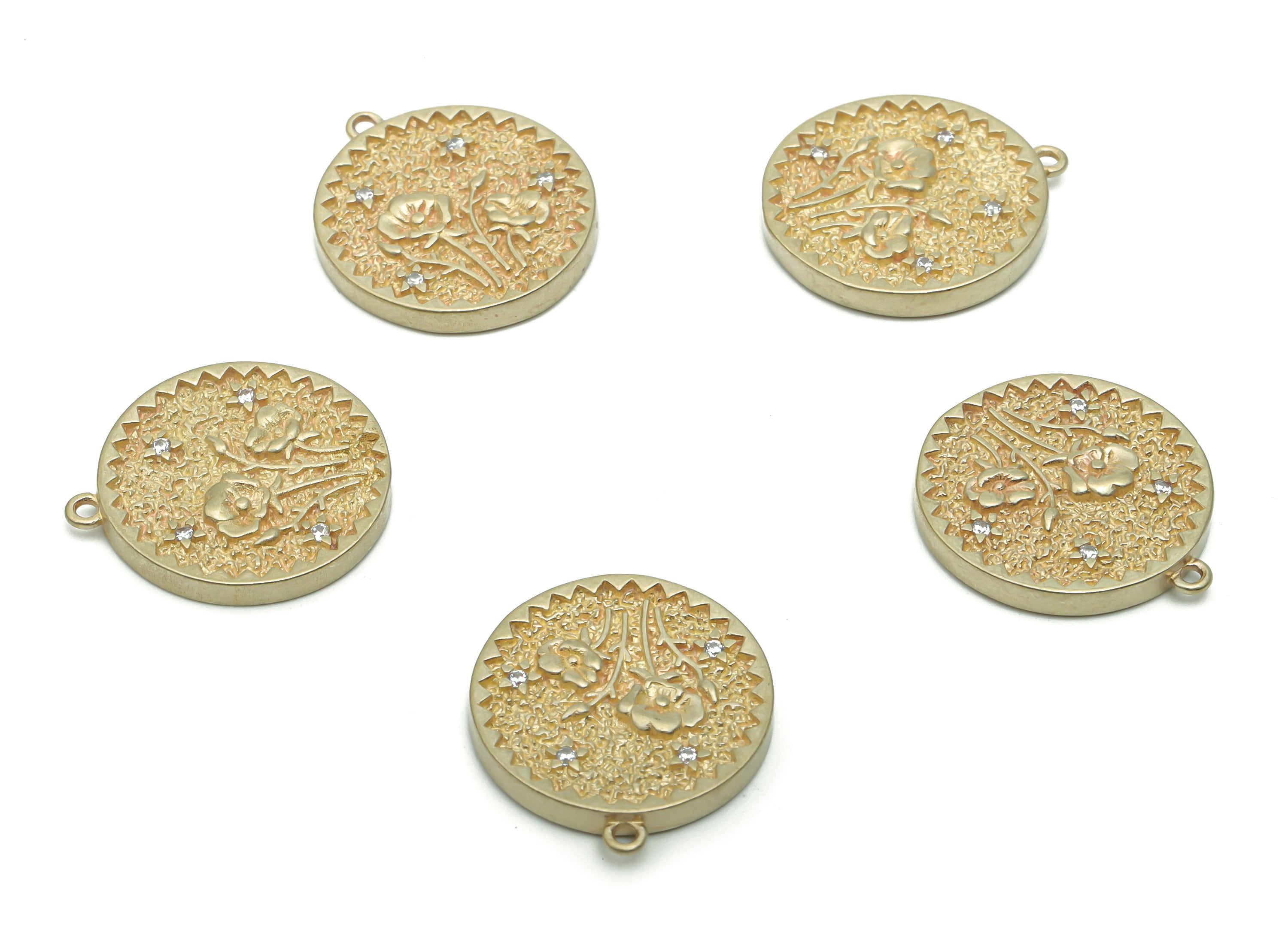 Brass Hammered Round Flowers Earring Charms With Zircons - Raw Brass Circle Star Pendant - Jewelry Supplies - 19.63x17.57x2.19mm - PP5081 - DOMEDBAZAAR