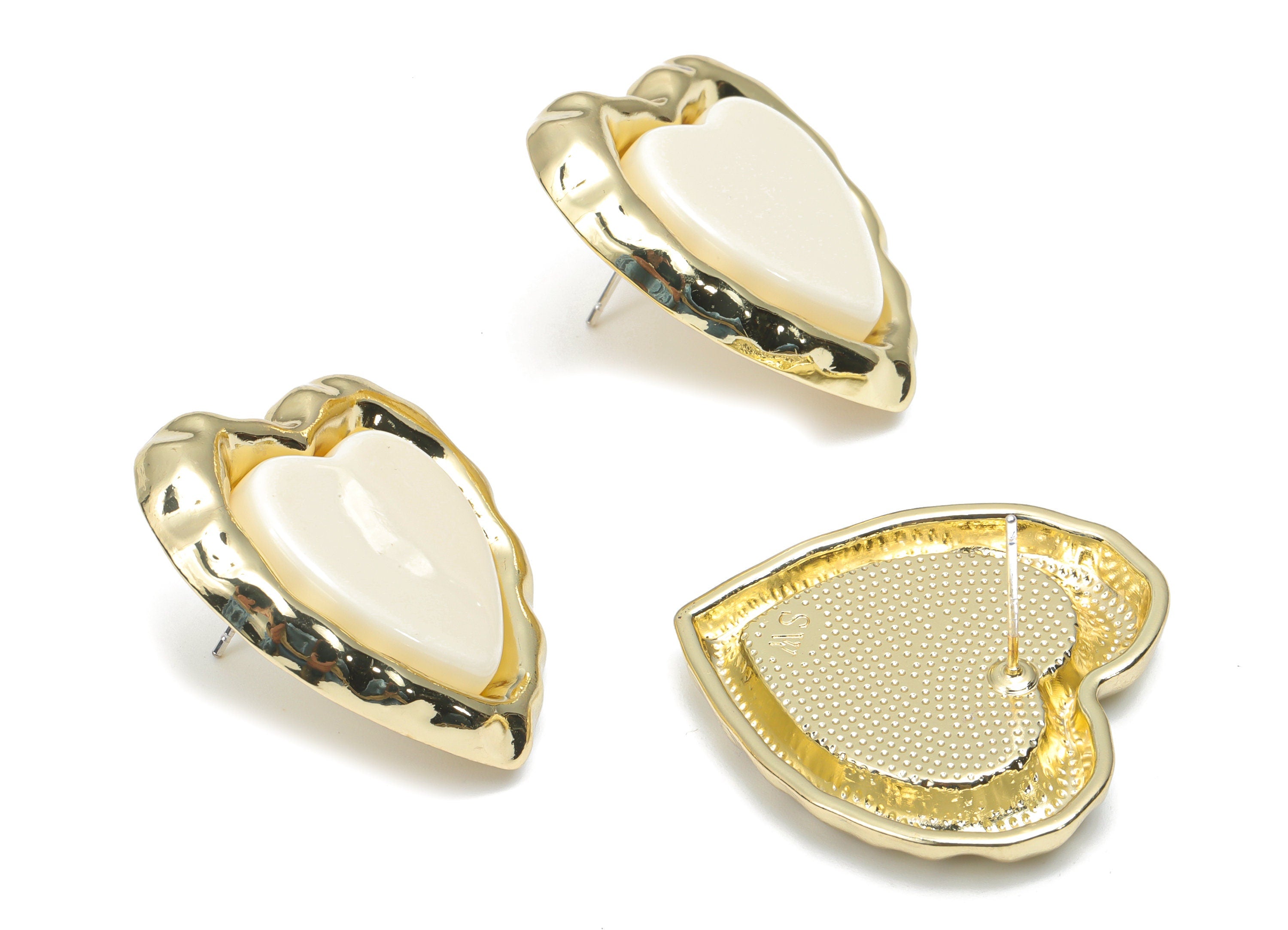 Alloy Heart Earring Stud - Alloy Heart Earring Post - Silver Plated Cupronickel Stud - Gold Tone Plated Alloy - 31.22x31.1x4.6mm - ZZ1975 - DOMEDBAZAAR