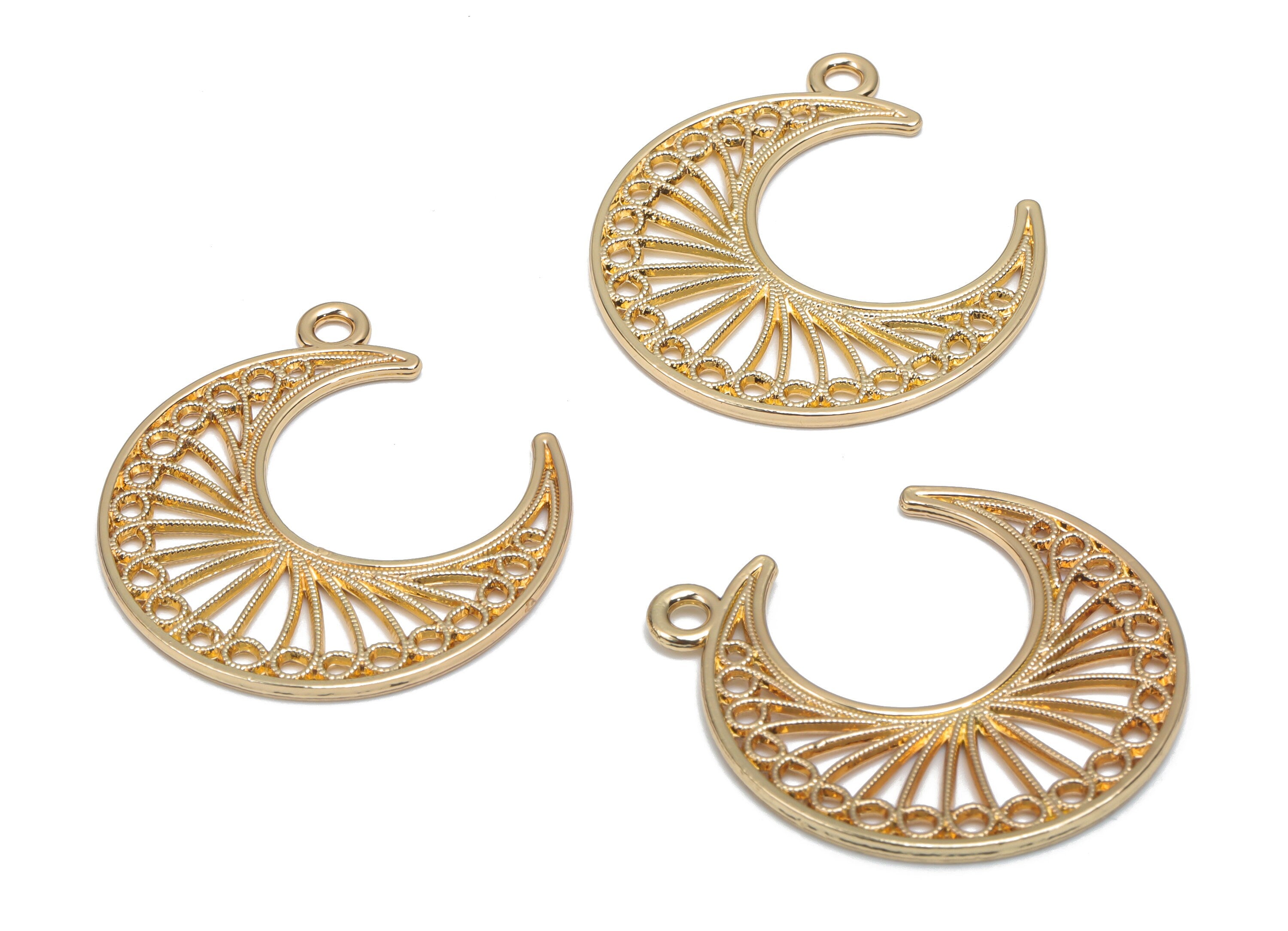 Alloy Texture Crescent Earring Charms - Alloy Moon Pendant - Gold Tone Plated Alloy - Jewelry Making Supplies - 29.65x28.89x1.49mm - ZZ2011 - DOMEDBAZAAR