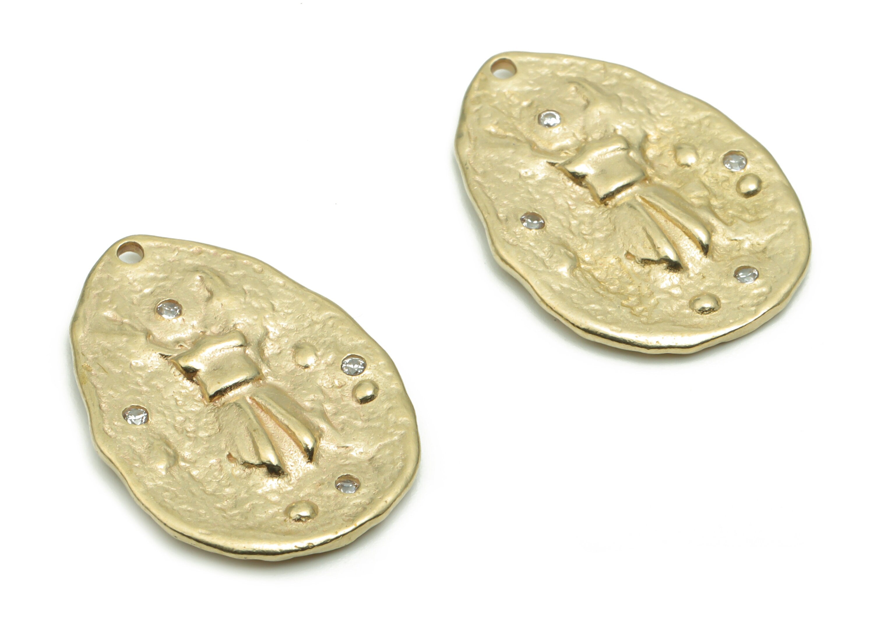 Brass Hammered Oval Woman Earring Charms With Zircons - Raw Brass Oval Woman Pendant - Looks Old Age Charm - 24.03x17.23x2.22mm - PP5043 - DOMEDBAZAAR