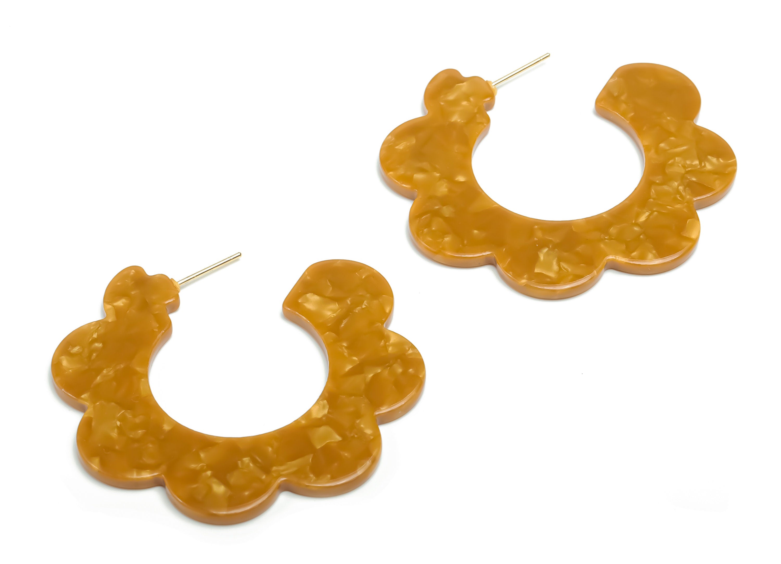 Acetate Flower Hoops Earring - Open Hoop Earrings Stud – Earring Post – Gold Tone Plated Stud –Code: A661 - 51.51x49.51x2.5mm - AC2368-A661G - DOMEDBAZAAR