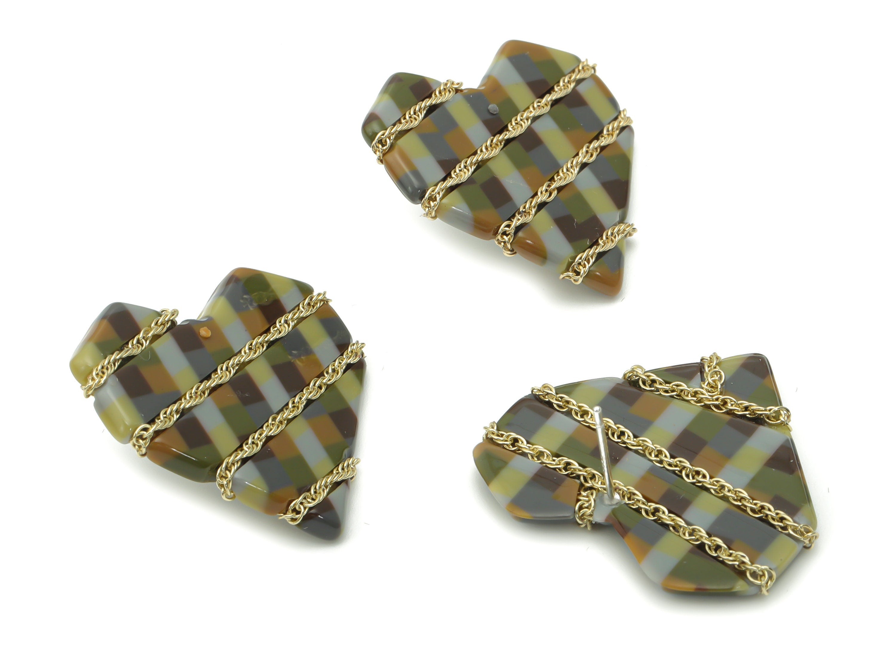 Acetate Heart Earring Stud - Brass Heart Post – Imitation Silver Stud – Twisted Curb Chain - Gold Tone Plated – 29.98x26.72x2.54mm - AC2384B - DOMEDBAZAAR