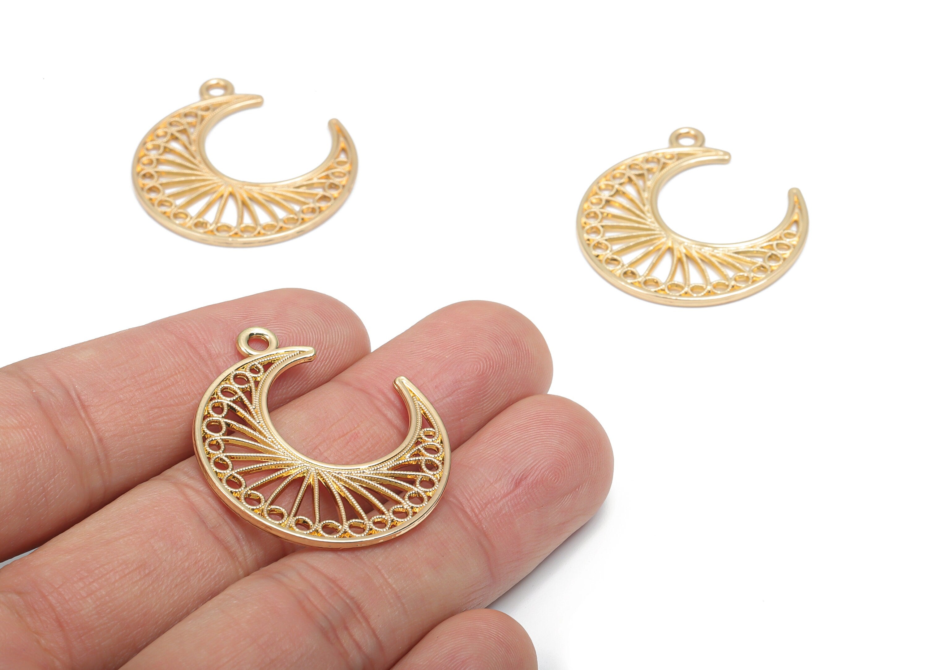 Alloy Texture Crescent Earring Charms - Alloy Moon Pendant - Gold Tone Plated Alloy - Jewelry Making Supplies - 29.65x28.89x1.49mm - ZZ2011 - DOMEDBAZAAR