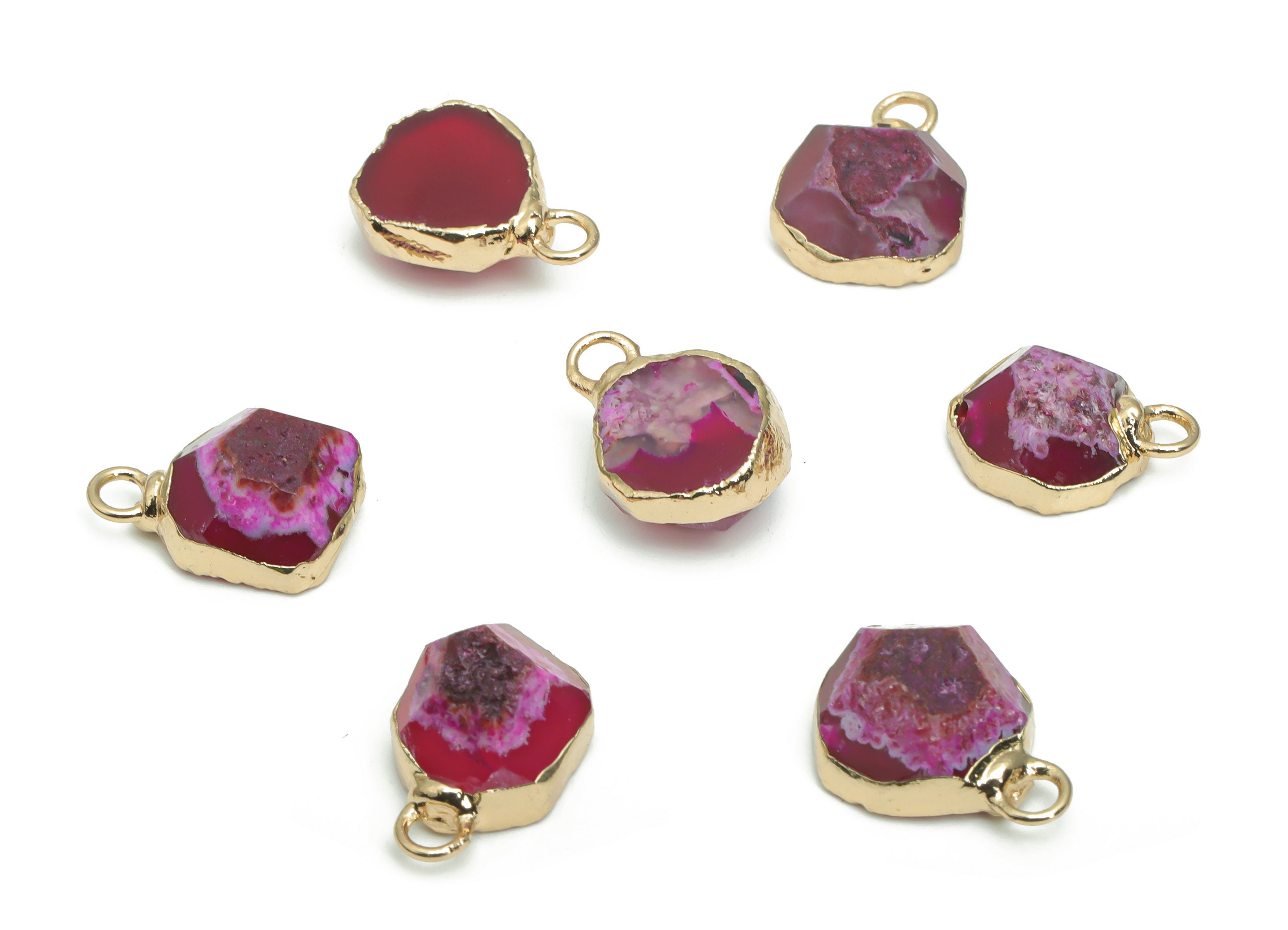 Agate Crystal Charms - Brass Wire Irregular Pendant - Natural Stone - Gold Tone Plated Brass – Jewelry Supplies - 14.49x10.3x7.5mm – NS1623B - DOMEDBAZAAR