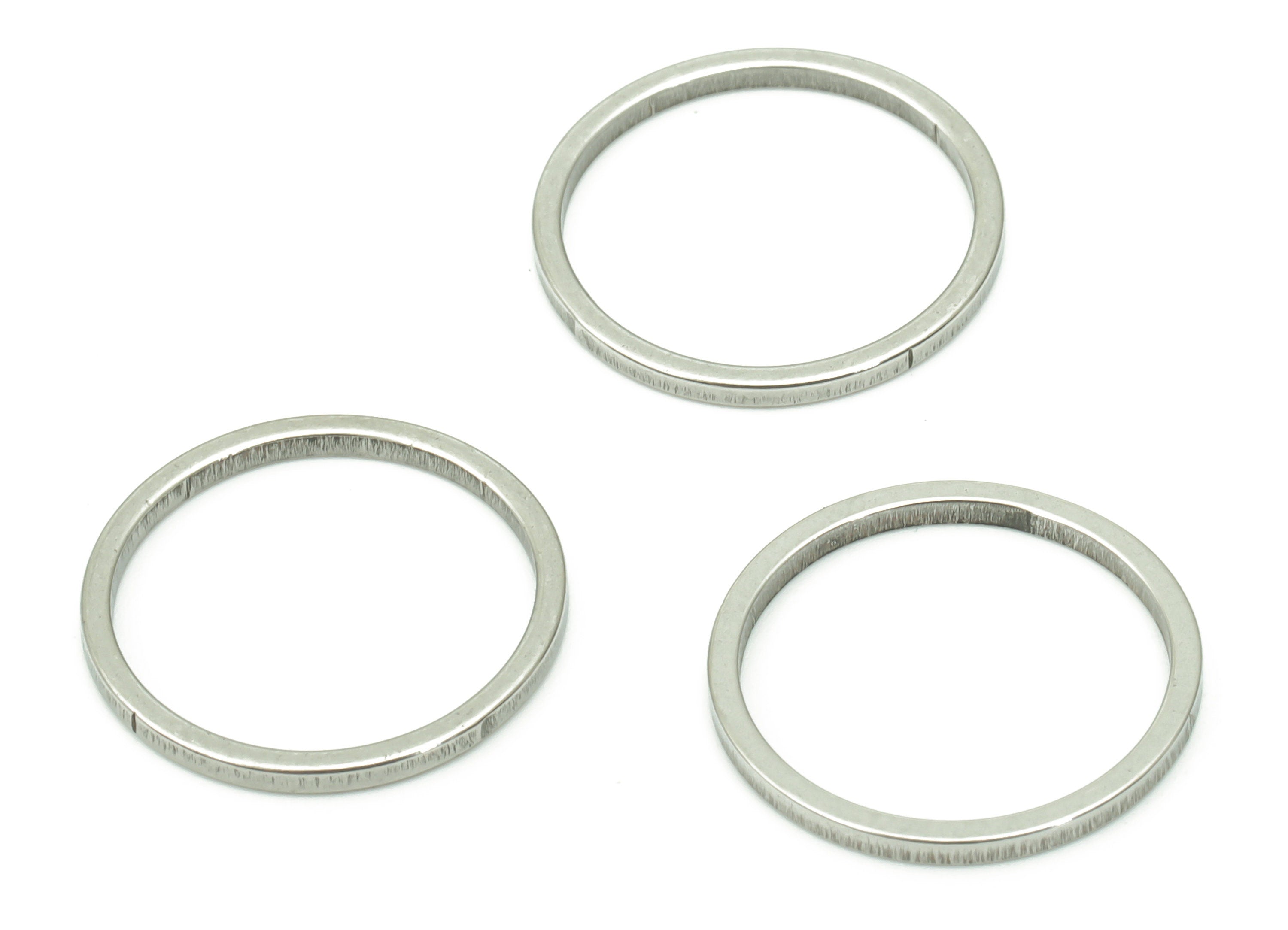 Stainless Steel 201 Round Hoop Connector - 14*1*1mm - Stainless Steel 201 Circle Ring Links - Jewelry Supplies - 13.88x13.88x1mm - SS1367-14 - DOMEDBAZAAR