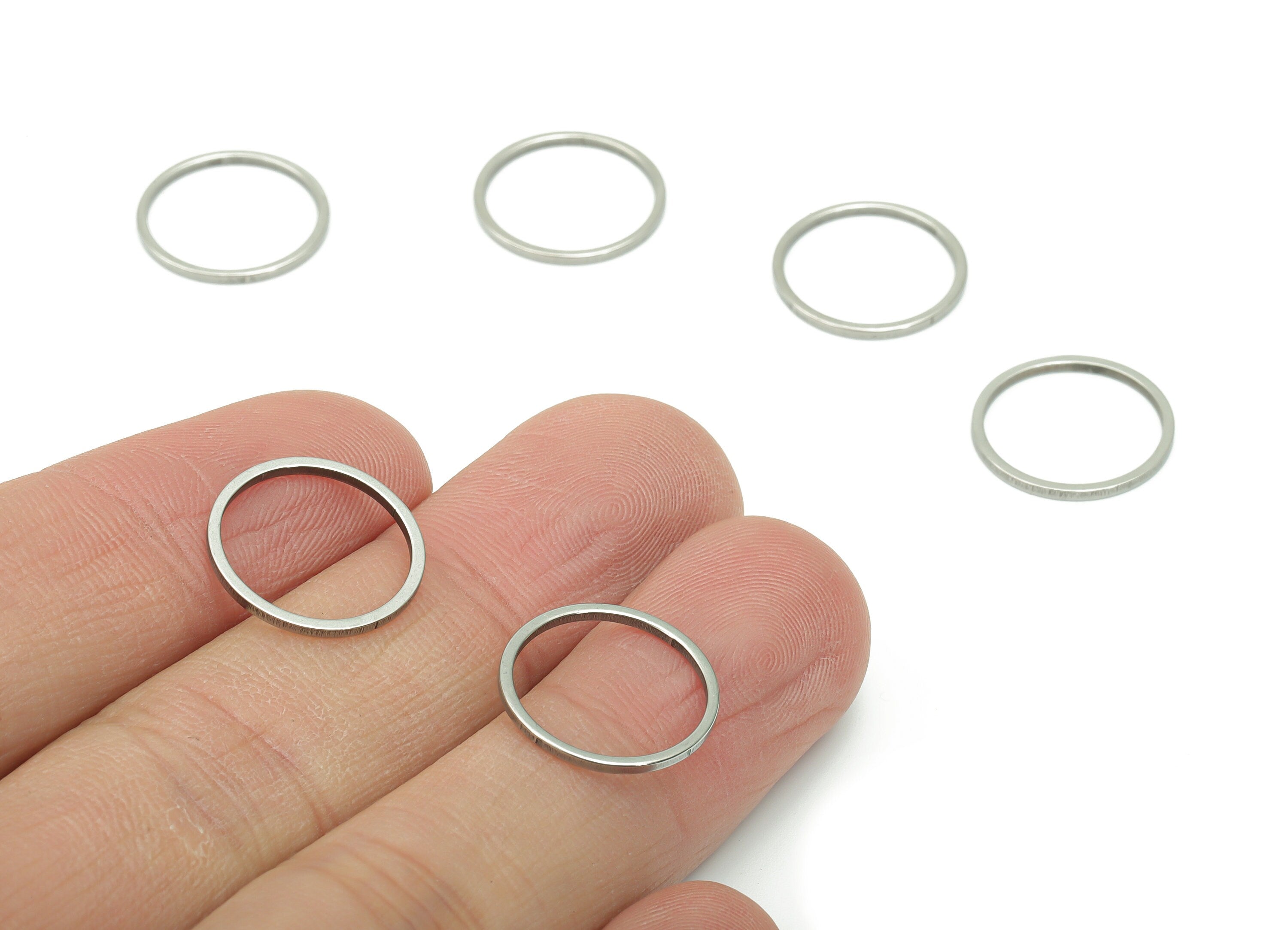 Stainless Steel 201 Round Hoop Connector - 15*1*1mm - Stainless Steel 201 Circle Ring Links - Jewelry Supplies - 14.87x14.87x1mm - SS1367-15 - DOMEDBAZAAR