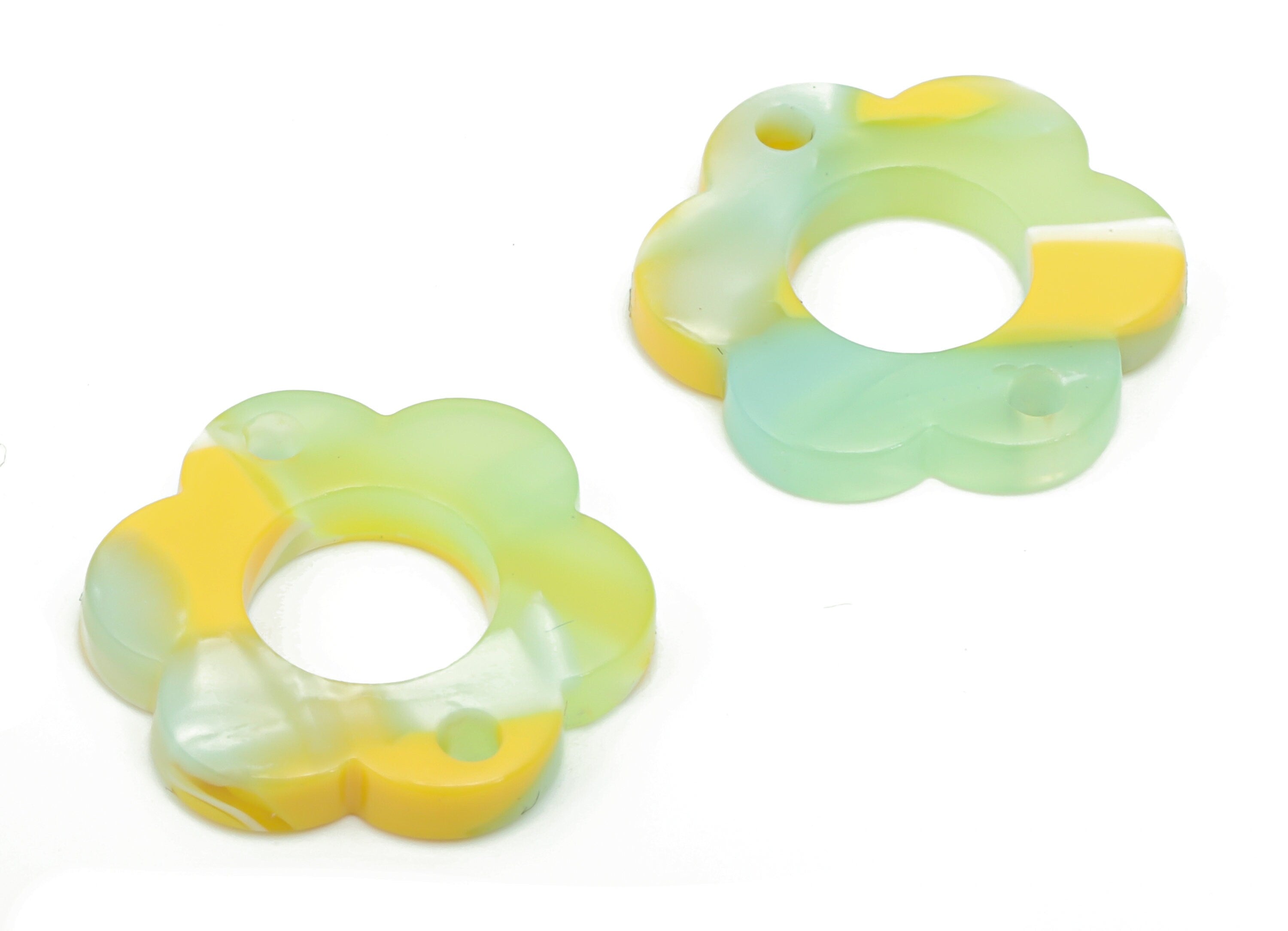 Acrylic Flower Earring Connectors - Acrylic Flower Hoop Pendant - Jewelry Supplies - Color Code: A798 - 17.88x16.5x2.93mm - AC2399-A798-A - DOMEDBAZAAR