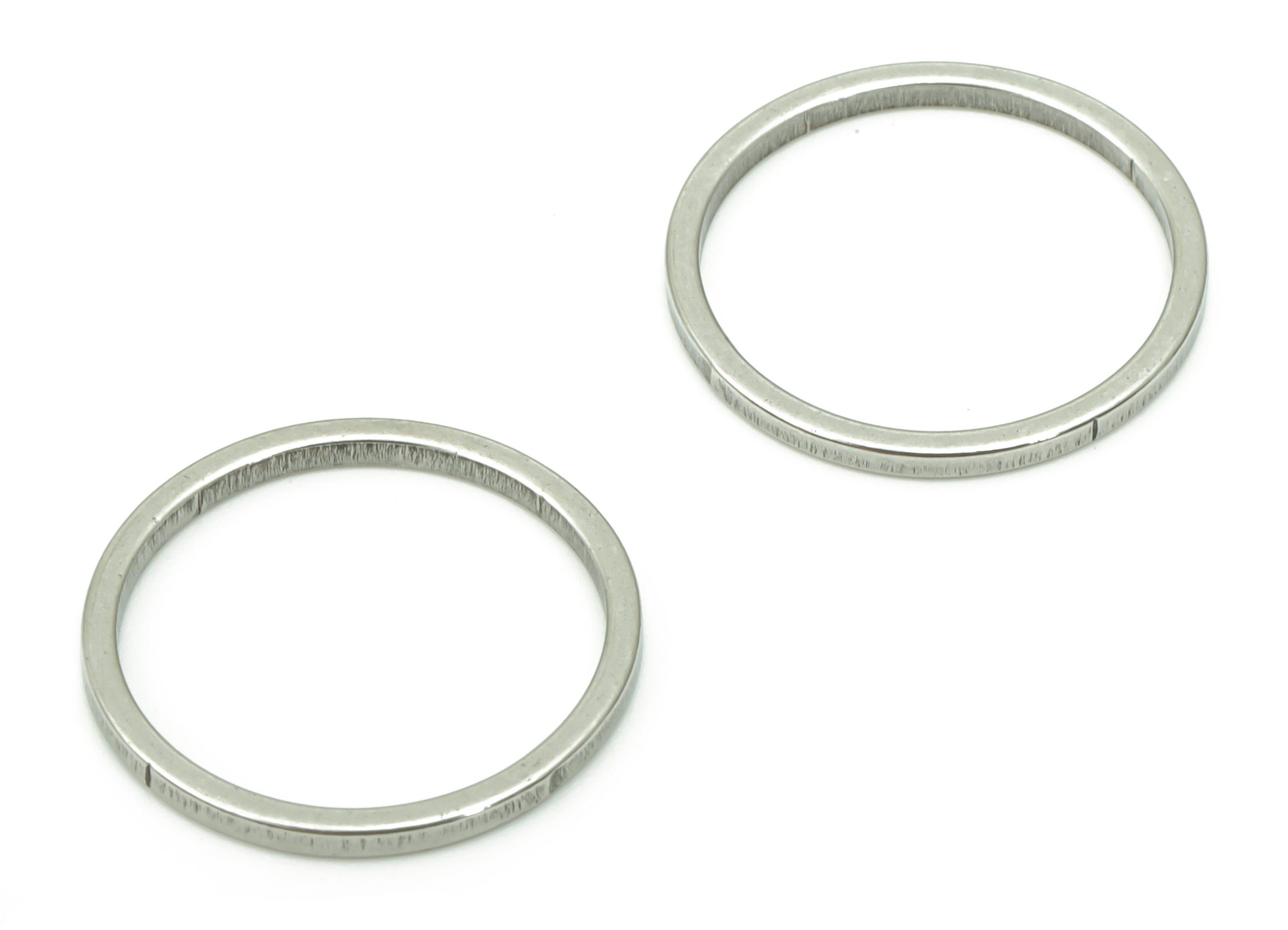 Stainless Steel 201 Round Hoop Connector - 14*1*1mm - Stainless Steel 201 Circle Ring Links - Jewelry Supplies - 13.88x13.88x1mm - SS1367-14 - DOMEDBAZAAR