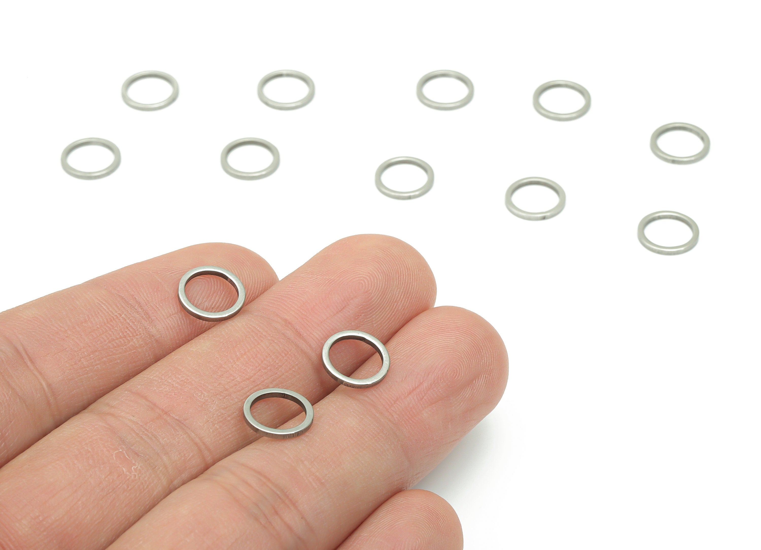 Stainless Steel 201 Round Hoop Connector - 9*1*1mm - Stainless Steel 201 Circle Ring Links - Jewelry Supplies - 8.92x8.92x1mm - SS1367-9 - DOMEDBAZAAR