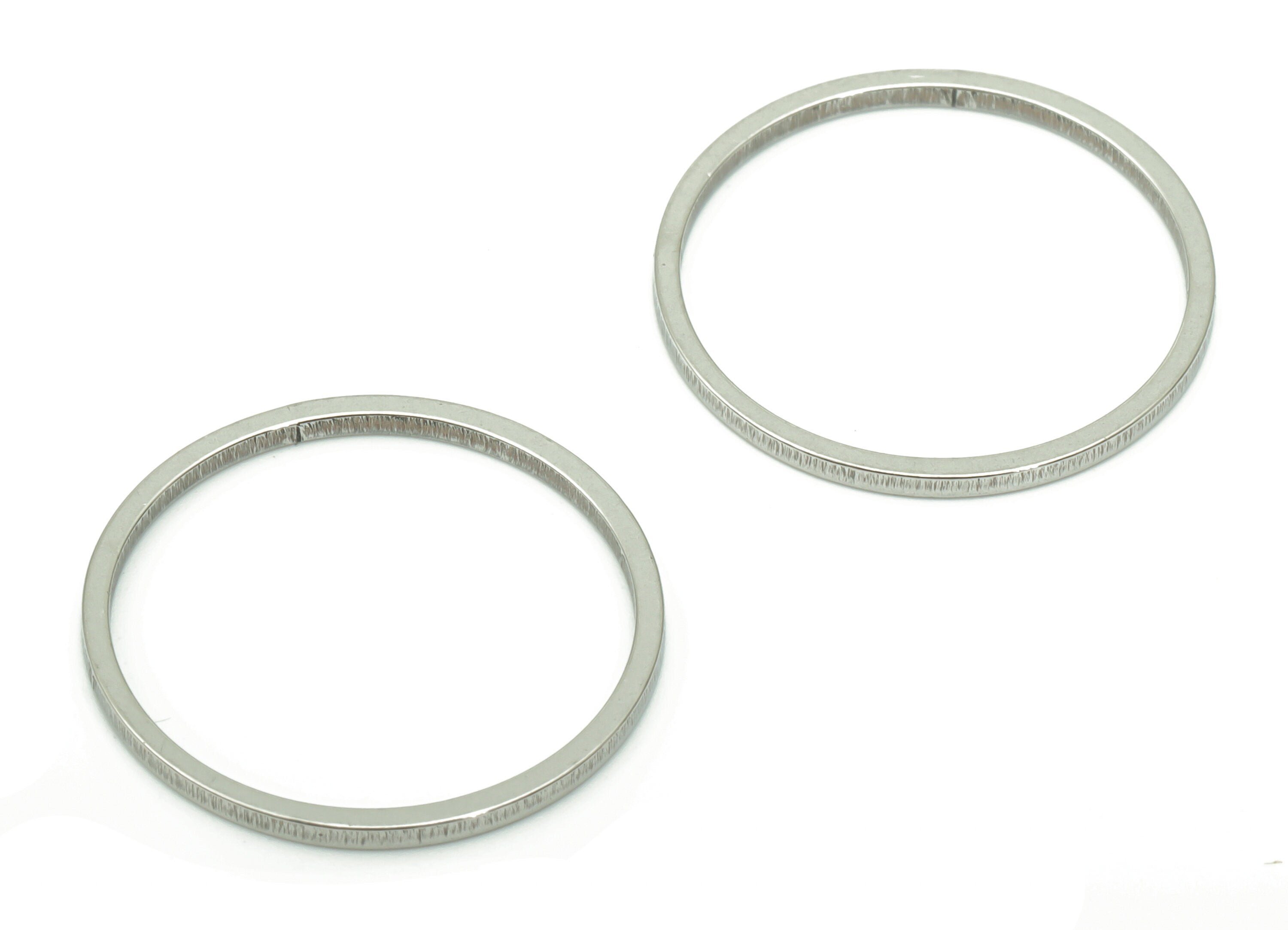 Stainless Steel 201 Round Hoop Connector - 18*1*1mm - Stainless Steel 201 Circle Ring Links - Jewelry Supplies - 17.8x17.8x1mm - SS1367-18 - DOMEDBAZAAR