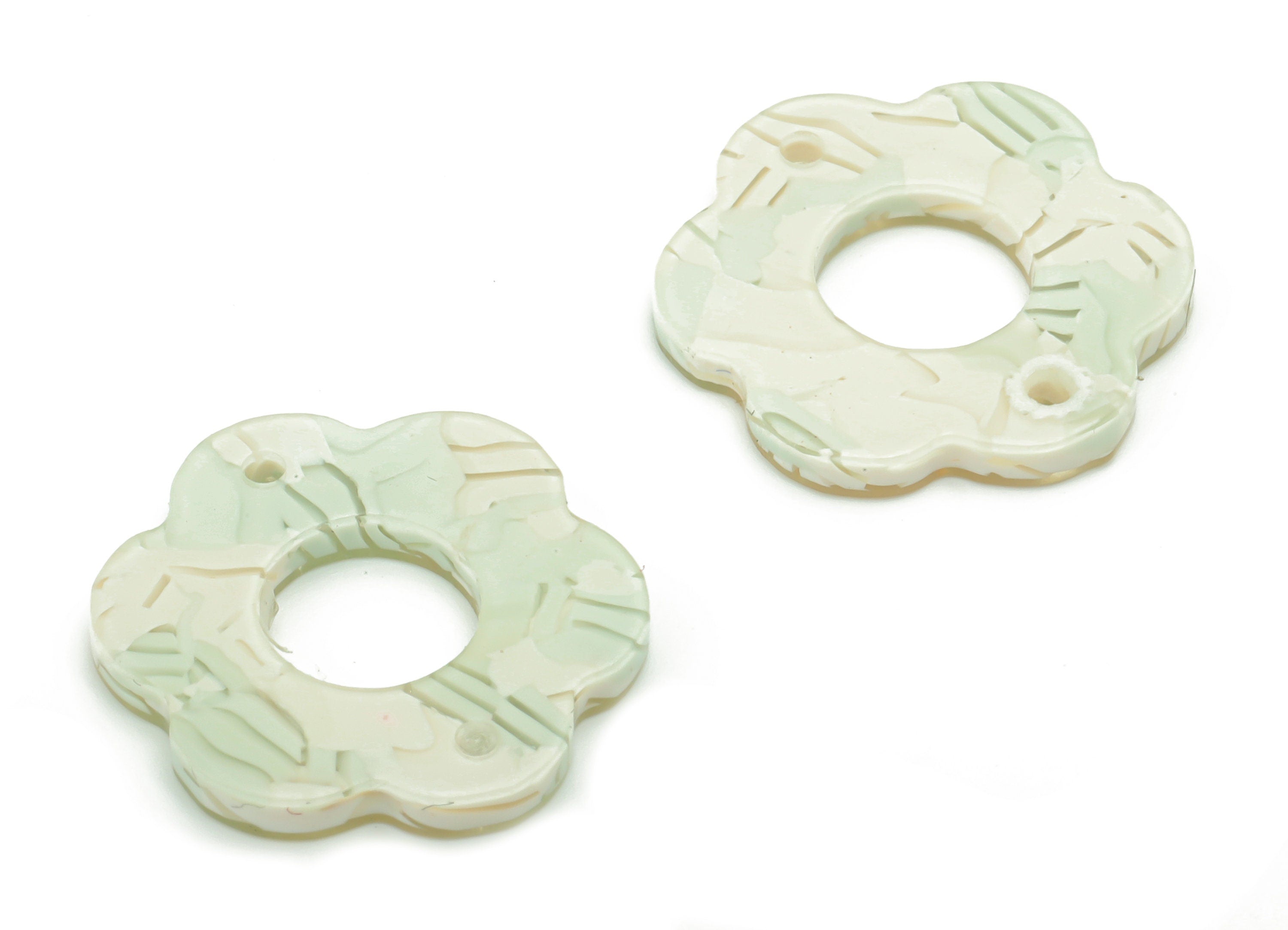 Acrylic Flower Earring Connectors - Acrylic Flower Hoop Pendant - Jewelry Supplies - Color Code: A818 - 17.88x16.5x2.93mm - AC2399-A818-A - DOMEDBAZAAR