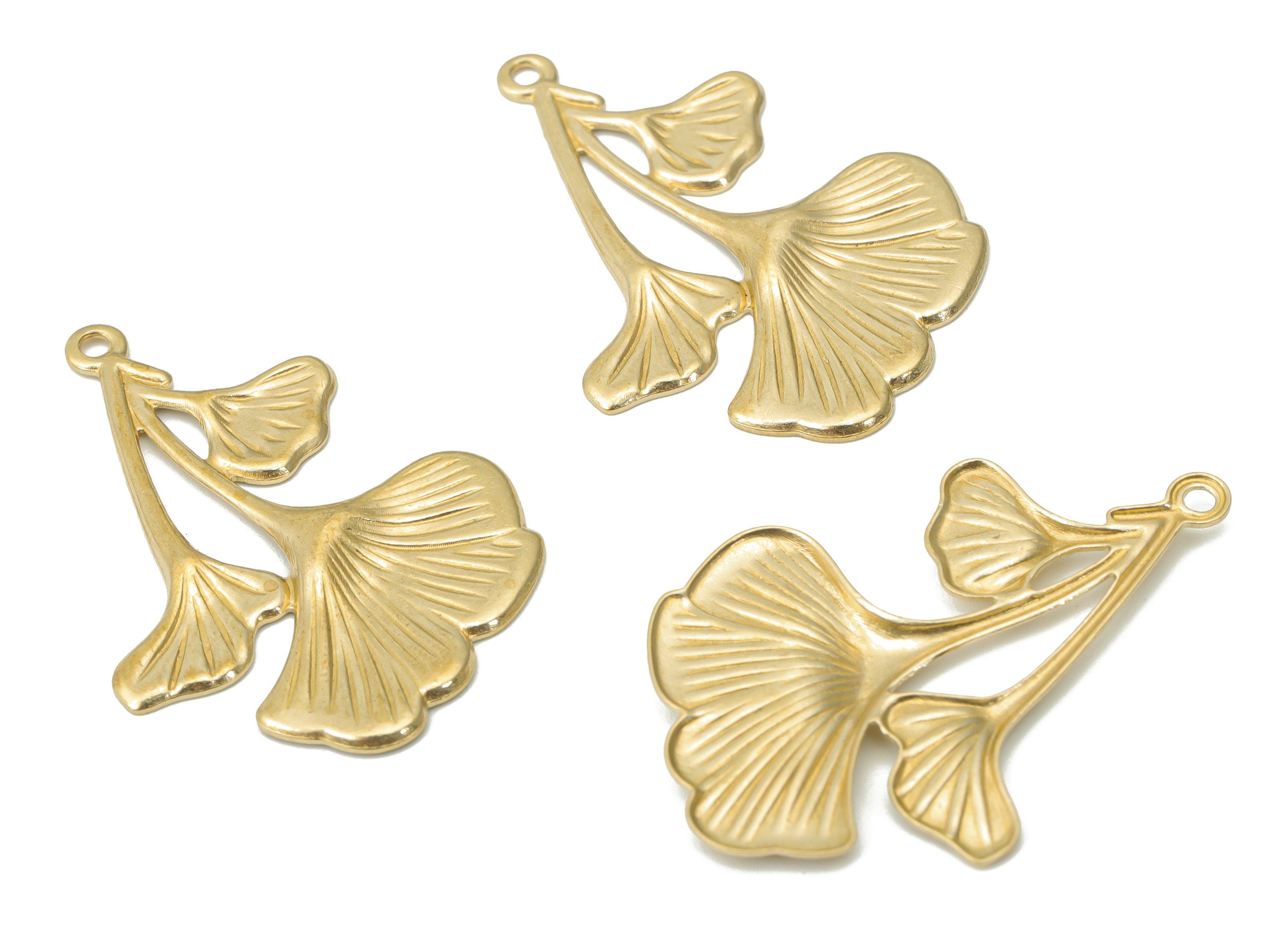 Brass Relief Ginko Earring Charms - Raw Brass Flower Pendant - Jewelry Making Supplies - 32.2x22.37x1.4mm - PP5213 - DOMEDBAZAAR
