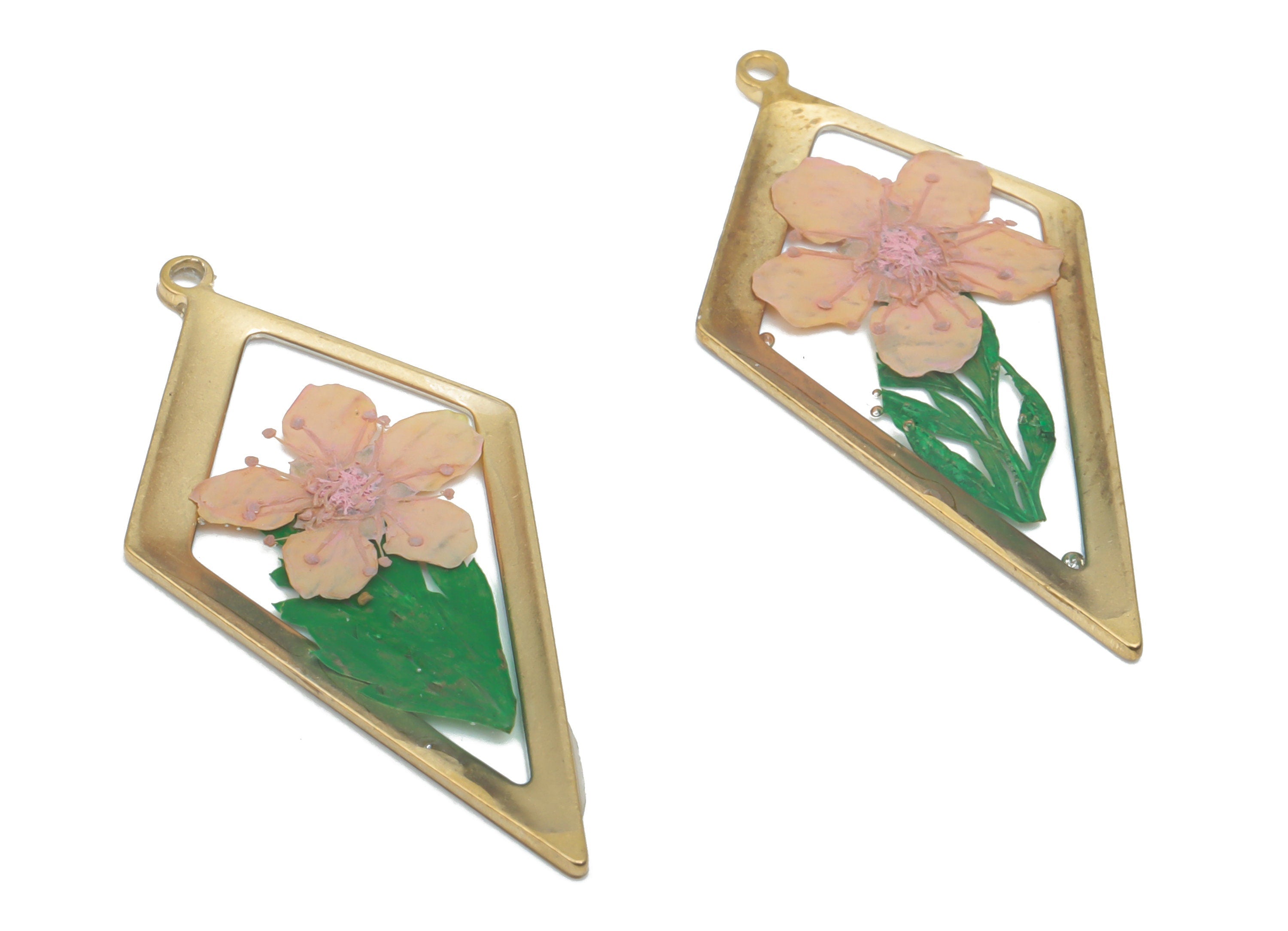 Brass Diamond Earring Charms - Resin Real Flower Pendant – Pink Flower Charm – Floral Resin Jewelry Charms - 28.39x14.02x1.26mm - RC1157 - DOMEDBAZAAR