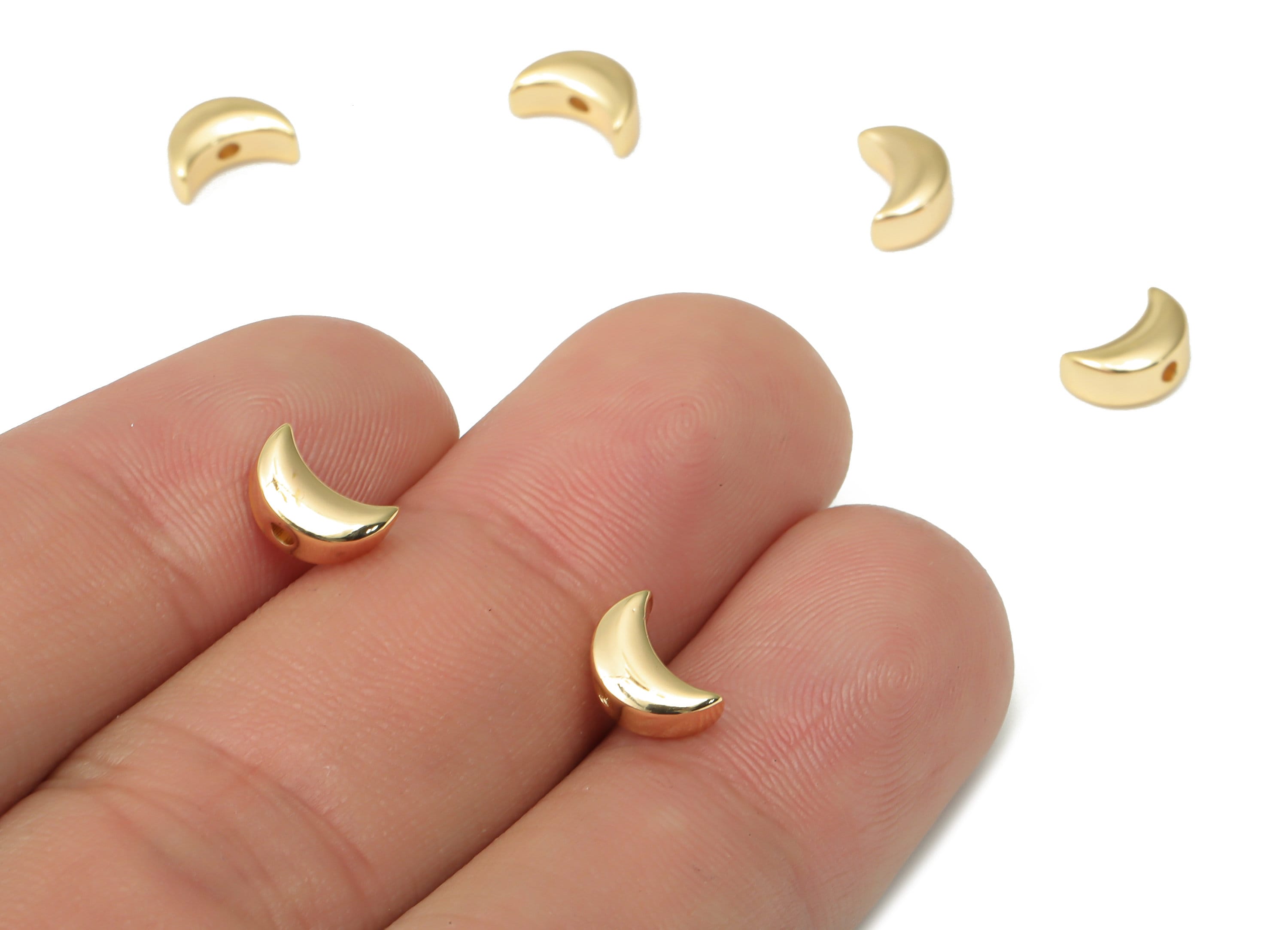 Gold Crescent Beads – Brass Moon Spacer Beads – Bracelet Beads - 18K Real Gold Plated Brass - Jewelry Supplies - 7.82x5.15x3.44mm - RGP4518 - DOMEDBAZAAR
