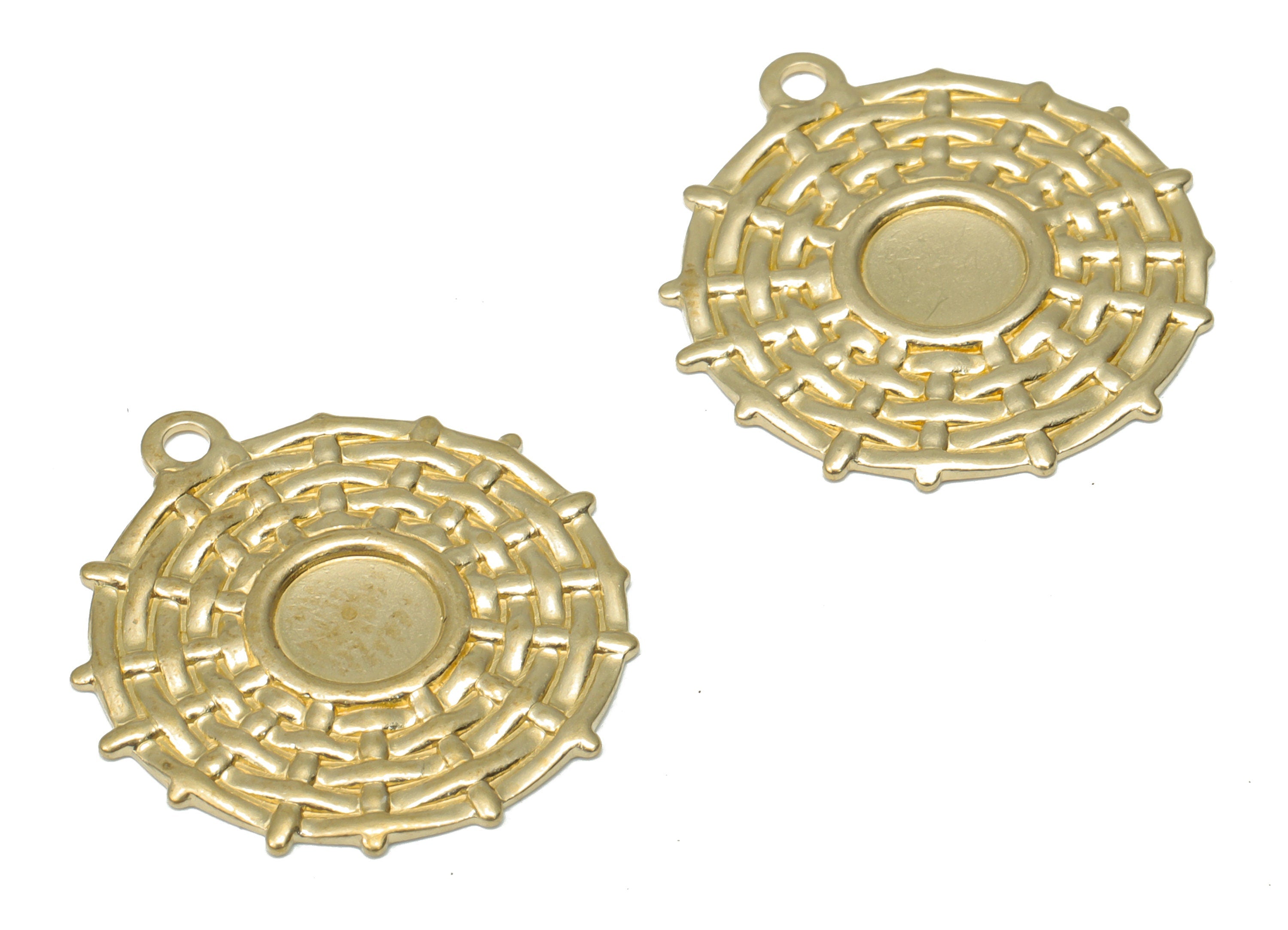 Brass Relief Round Sun Earring Charms - Raw Brass Sun Circle Pendant - Jewelry Making Supplies - 22.18x20.36x0.8mm - PP5195 - DOMEDBAZAAR