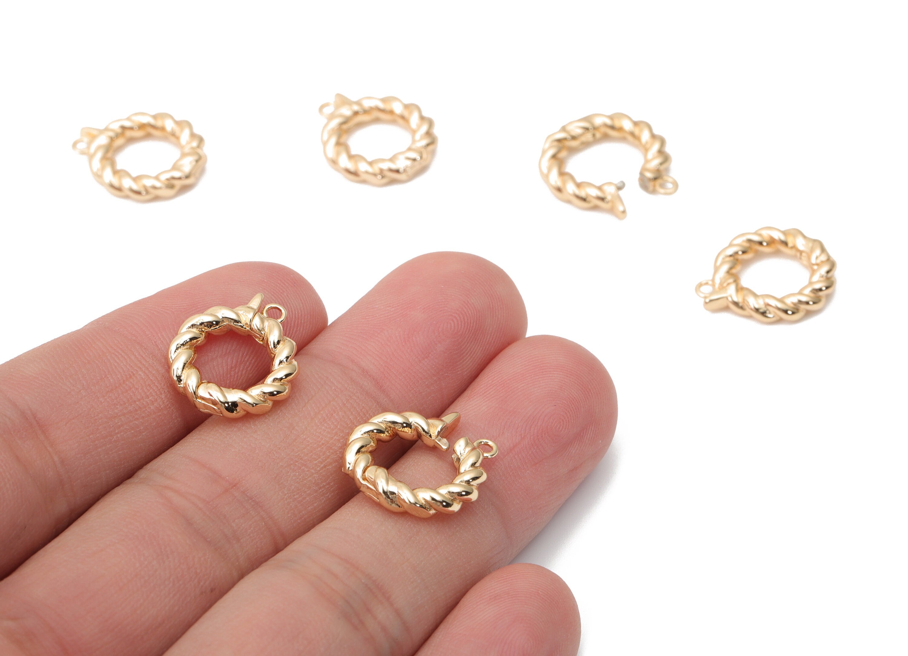 Brass Twisted Round Clasp - Gold Plated Circle Clasp - 18K Real Gold Plated Brass – Jewelry Making Supplies - 17.07x14.02x3.17mm - RGP4419 - DOMEDBAZAAR