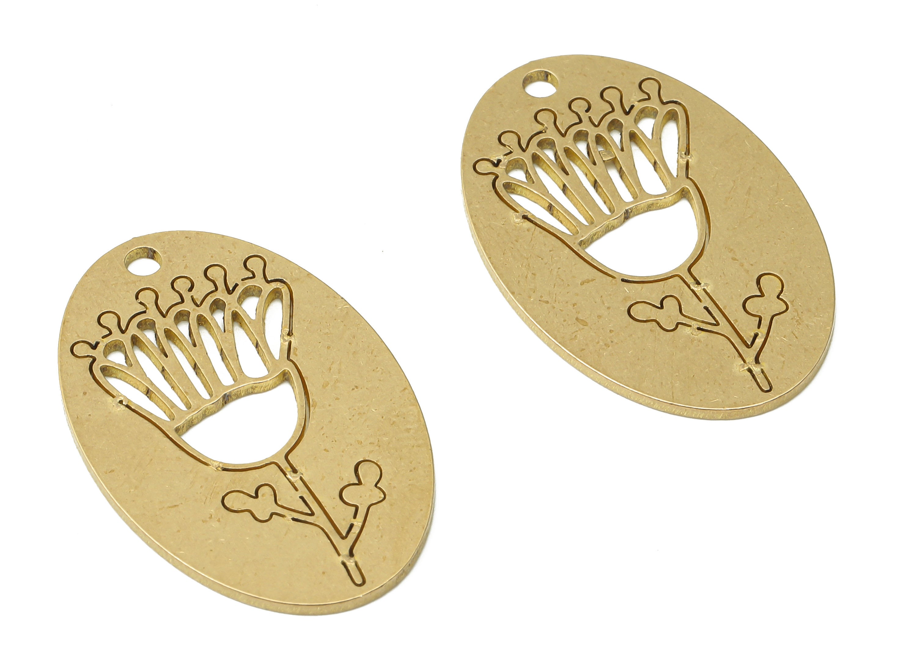 Textured Flower Disc Charm - Raw Brass Oval Flower Pendant Charm -Brass Laser Cut Charm - Jewelry Making Supplies - 29.8x19x0.9mm - PPA3944 - DOMEDBAZAAR